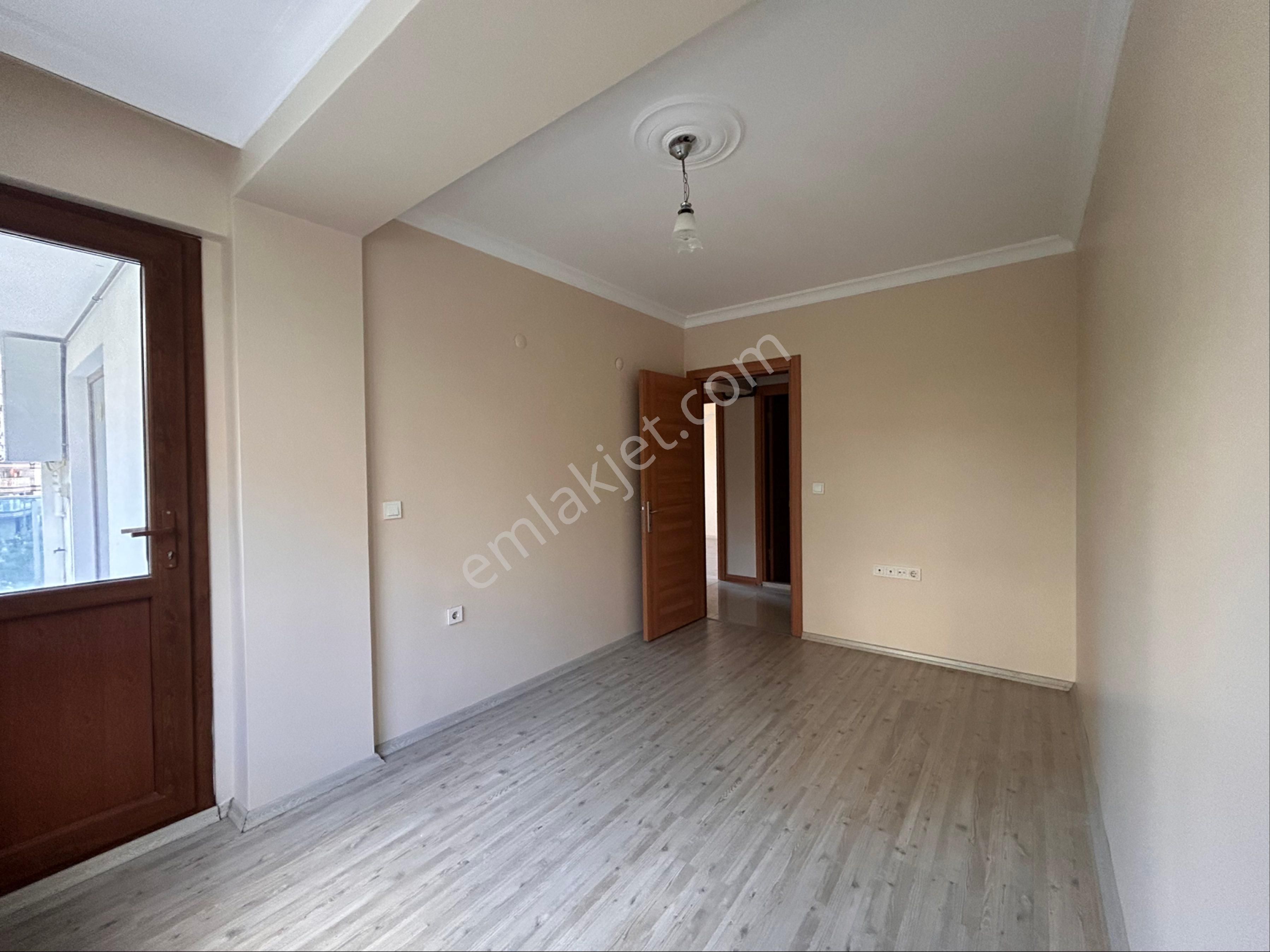 Çiğli Esentepe Mah. Açık Mutfaklı Geniş 2+1 Kiralık Dairr - Görsel 5