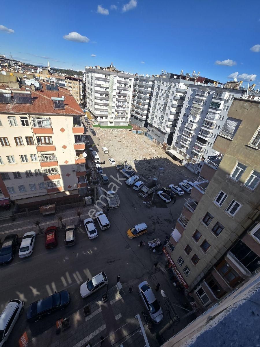 Bağlar Oriyıl Petrol Arkasında - Görsel 13