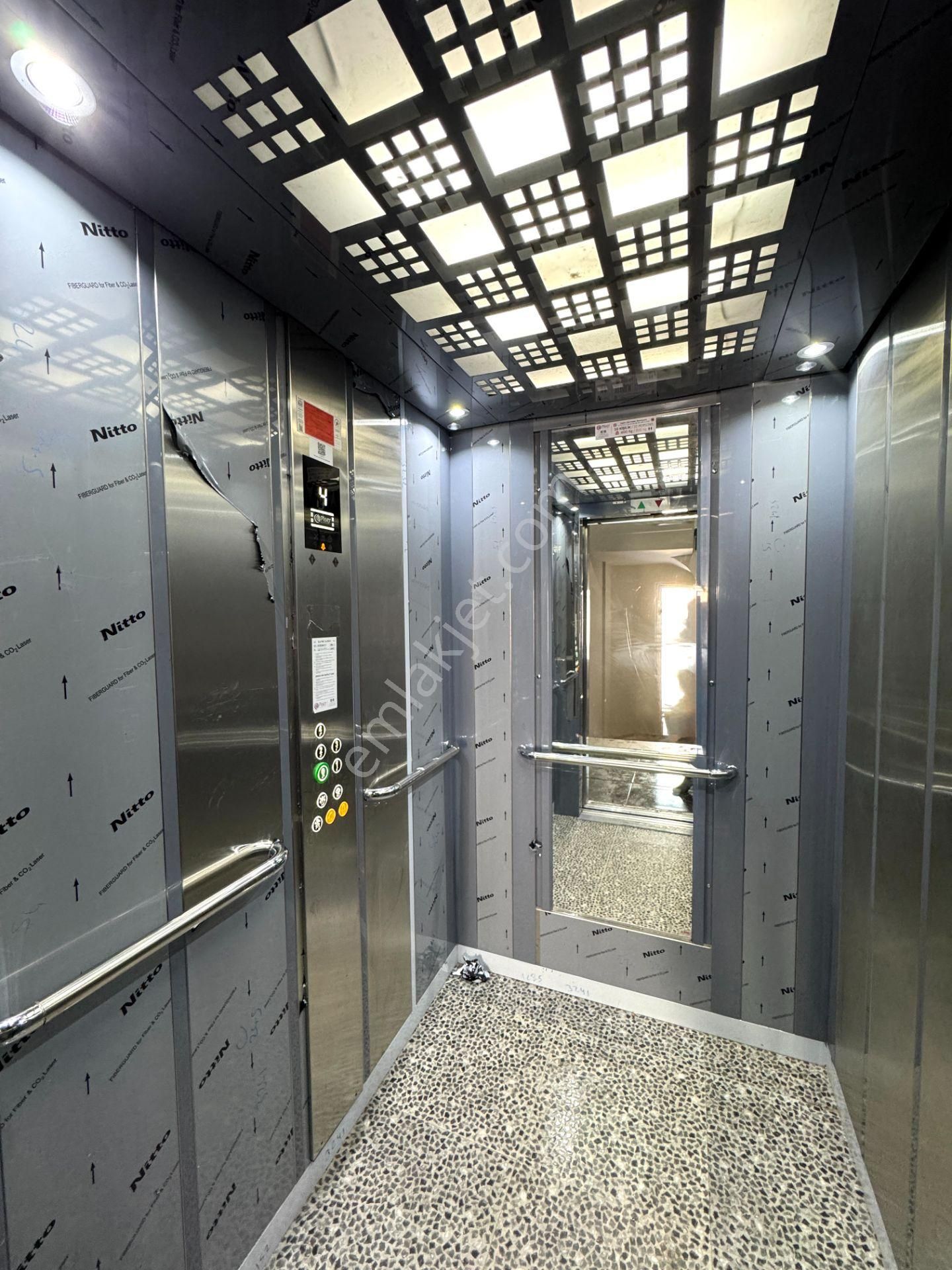 Meydan Kavşağı Yakını Ebv.banyolu Lüks 3+1 Kiralık - Görsel 34