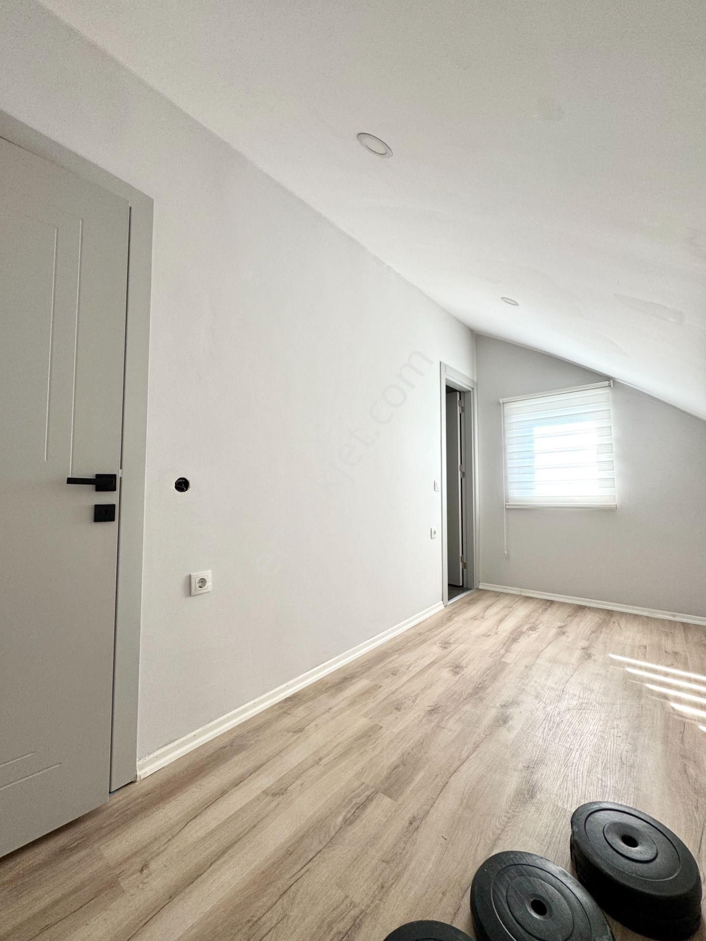 Meydan Kavşağı Yakını Ebv.banyolu Lüks 3+1 Kiralık - Görsel 17