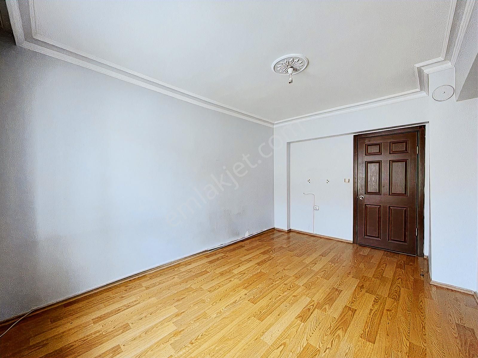 Beyoğlu'ndan Merkezi Lokasyonda Masrafsız 3+1 Kiralık Daire - Görsel 2