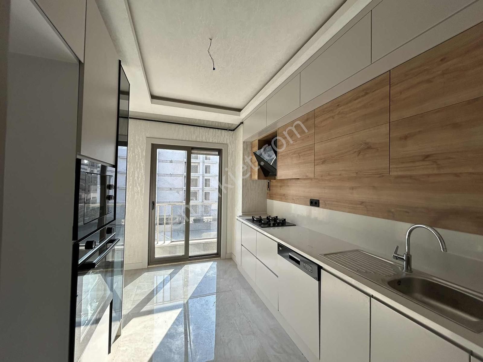 Sedirpark Koru Evlerinde 3+1 Koruparka Yakın Köşe Daire