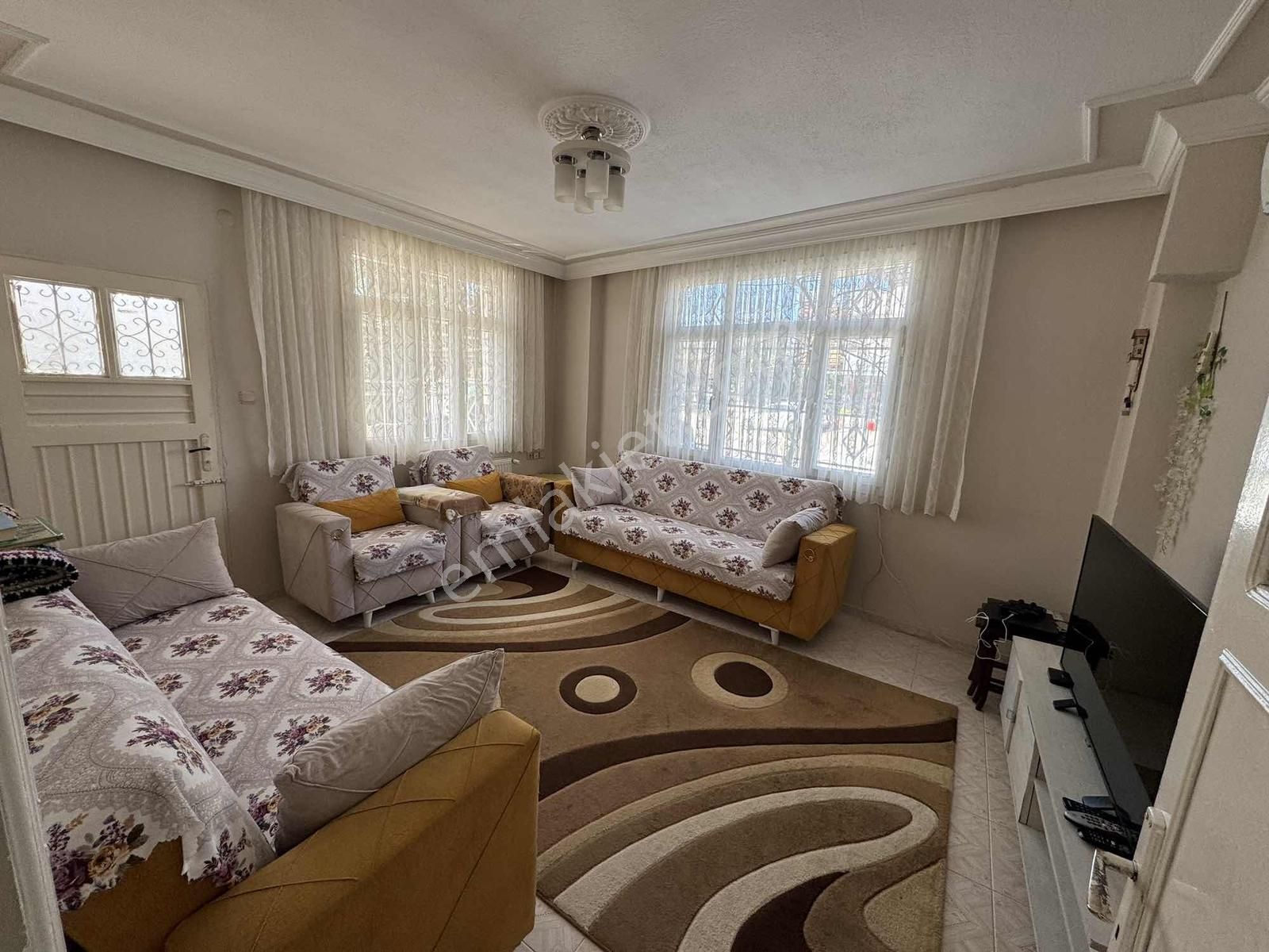 Orhangazi'de 3 Katlı Satılık Müstakil Ev - Görsel 8