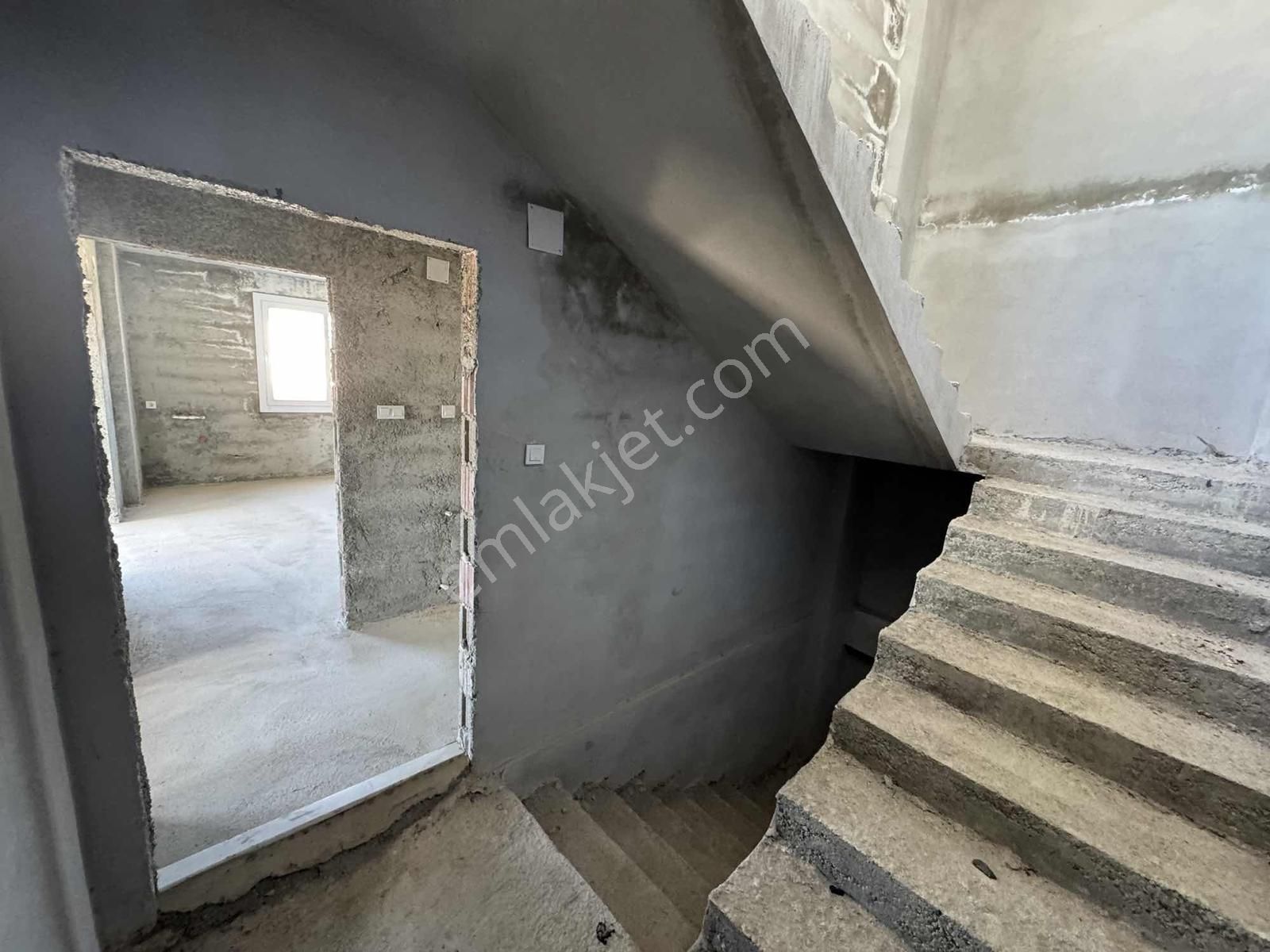 Orhangazi'de 3 Katlı Satılık Müstakil Ev - Görsel 31