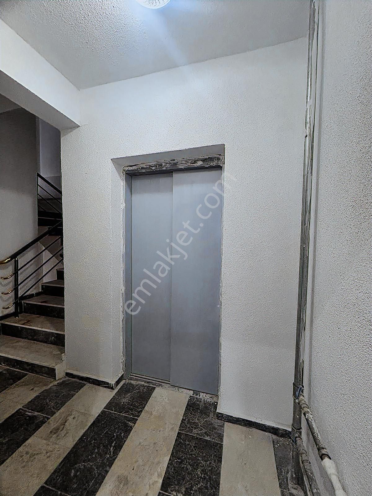 71 Evler Mahallesinde Lüks 2+1 Satılık Daire - Görsel 23