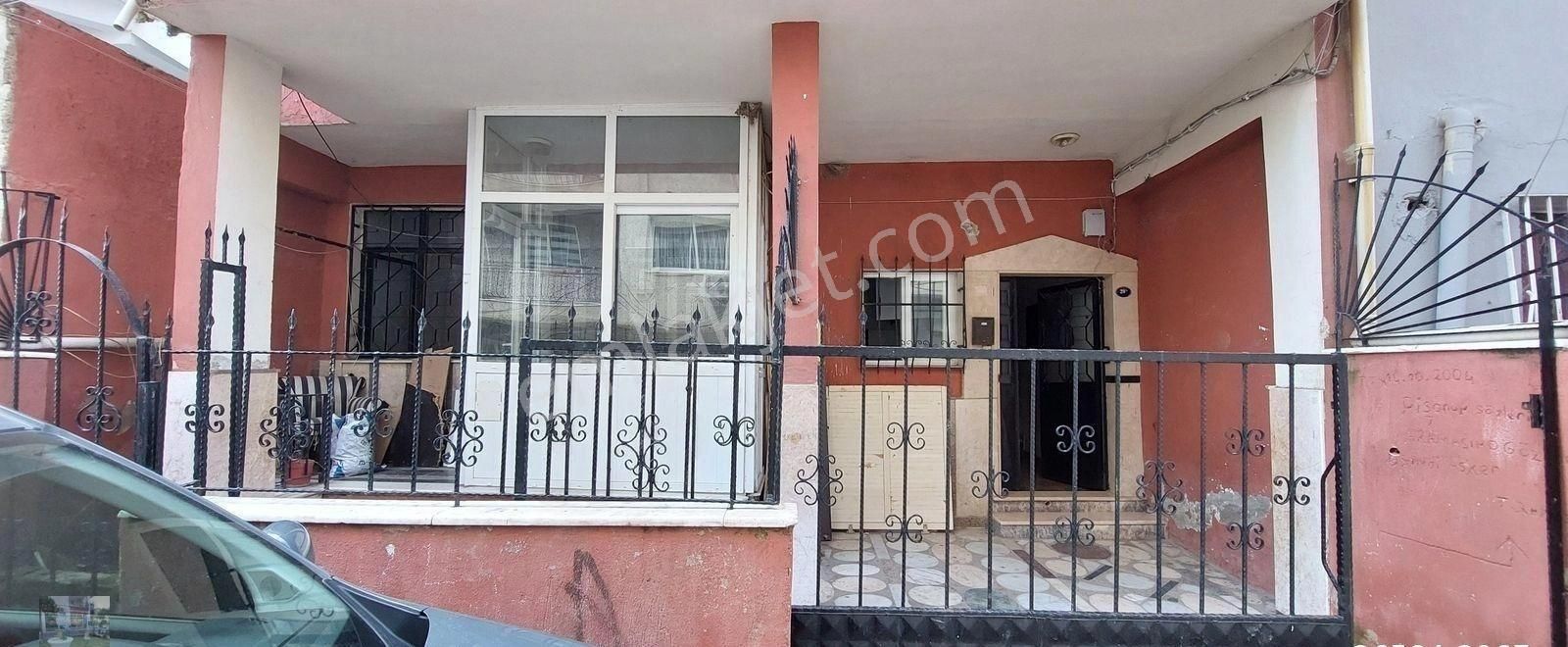 Karşıyaka Örnekköy Son Durak Yakını 2+1 Kiralık Y.giriş Katı Kanıt Emlaktan