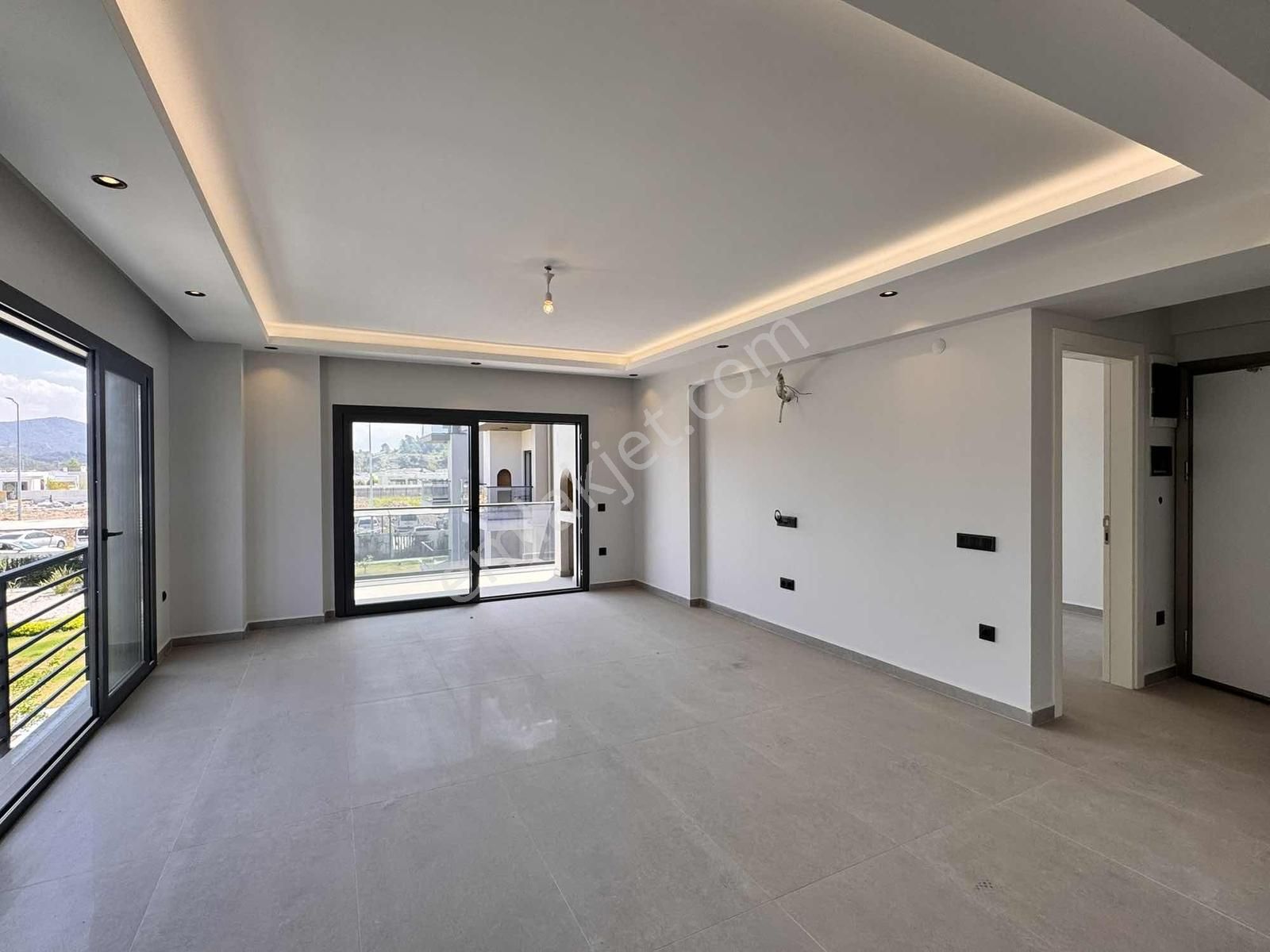 Fethiye Akmaz Plajına 250m | Site İçinde Sıfır 4+1 Çatı Dubleks - Görsel 18