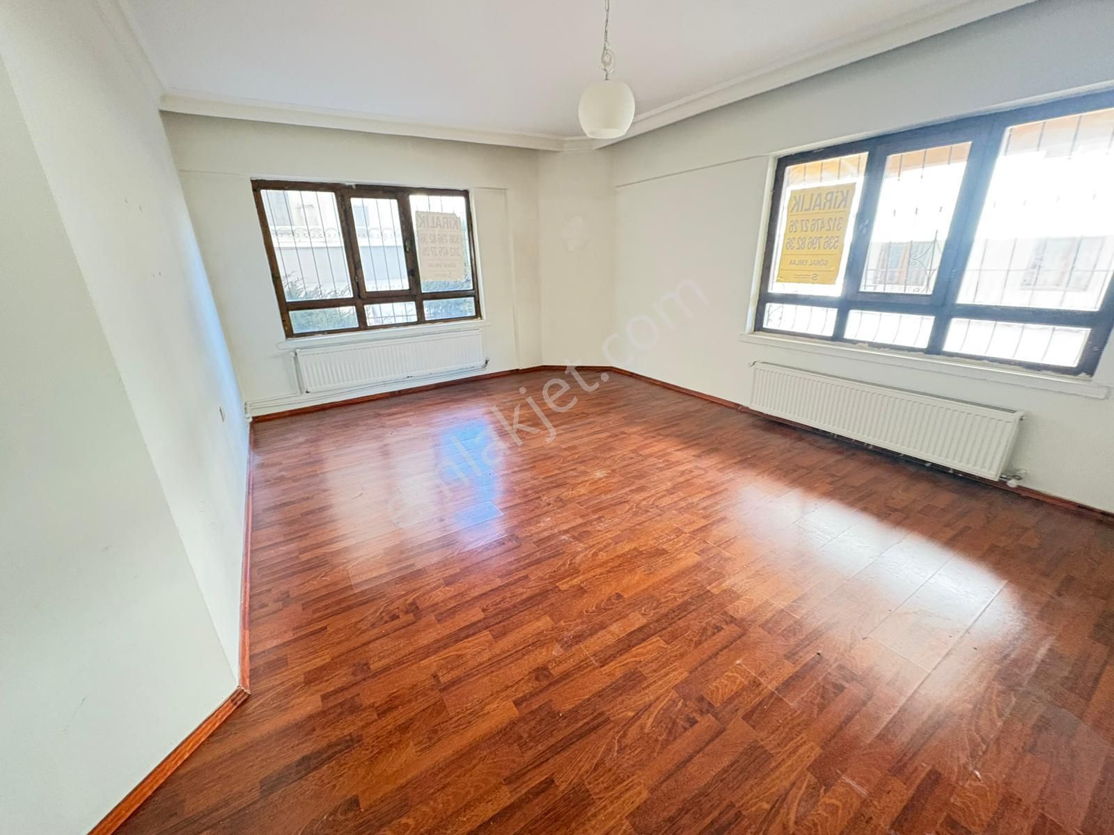 Göral Emlak 1+1 Dikmen Caddesi Paralelin De - Görsel 12