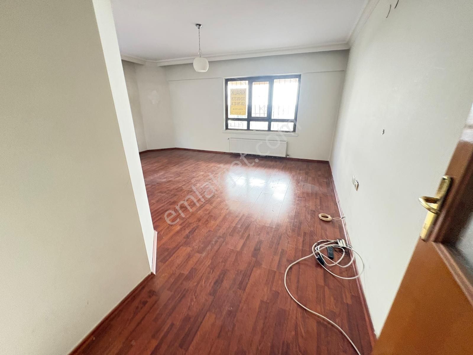 Göral Emlak 1+1 Dikmen Caddesi Paralelin De - Görsel 17