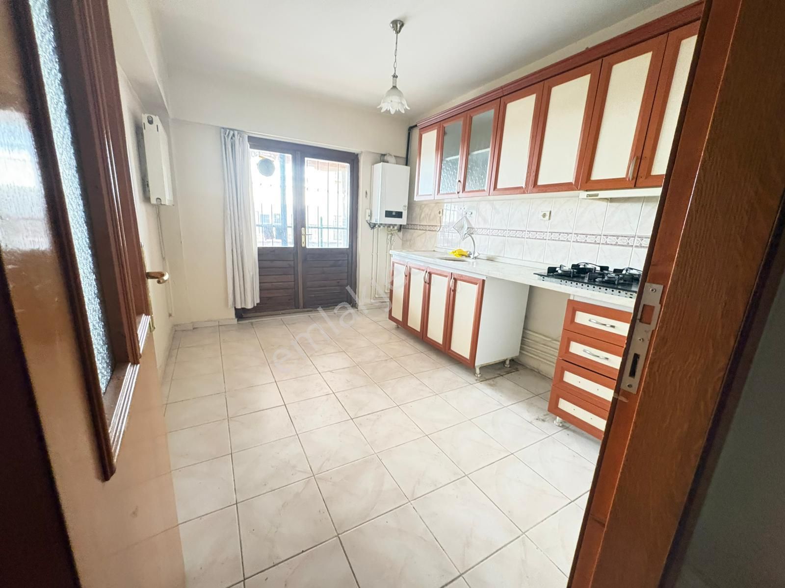 Göral Emlak 1+1 Dikmen Caddesi Paralelin De - Görsel 6