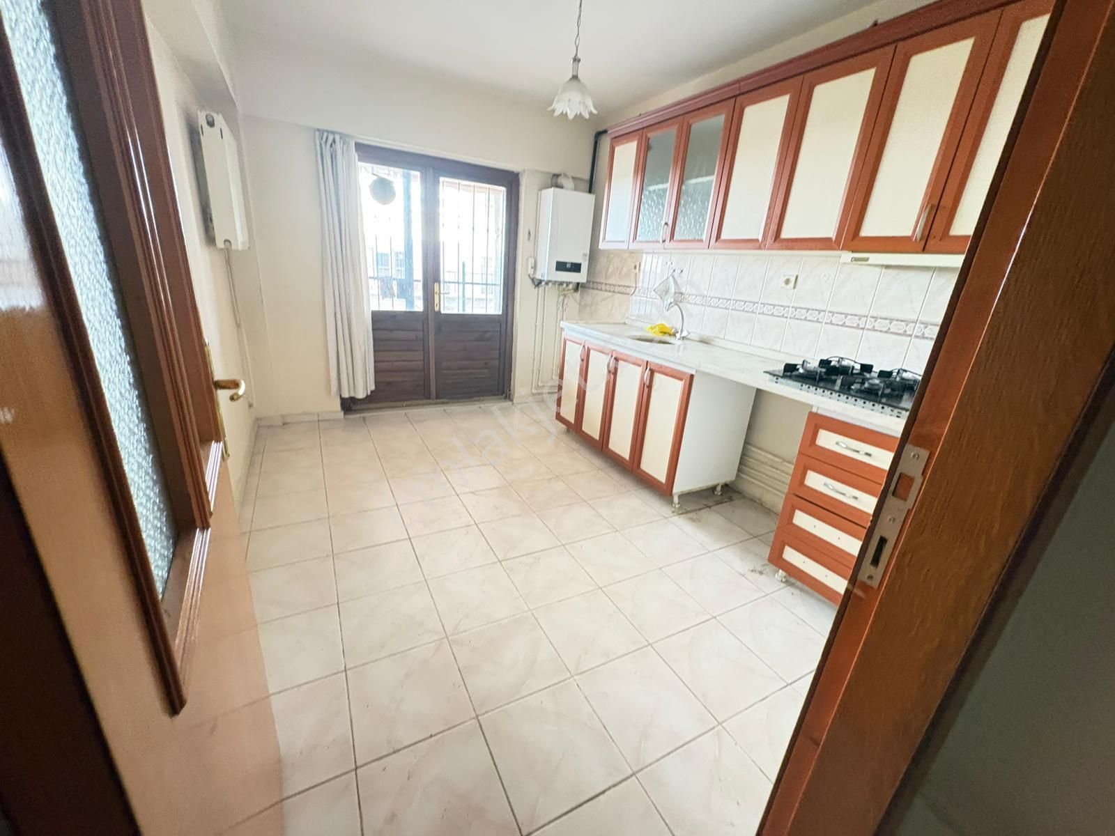 Göral Emlak 1+1 Dikmen Caddesi Paralelin De - Görsel 19