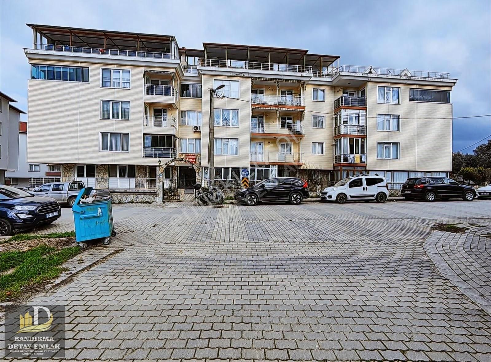 Detay Emlak'tan İhsaniye Mah. 3+1 Satılık Fırsat Daire!