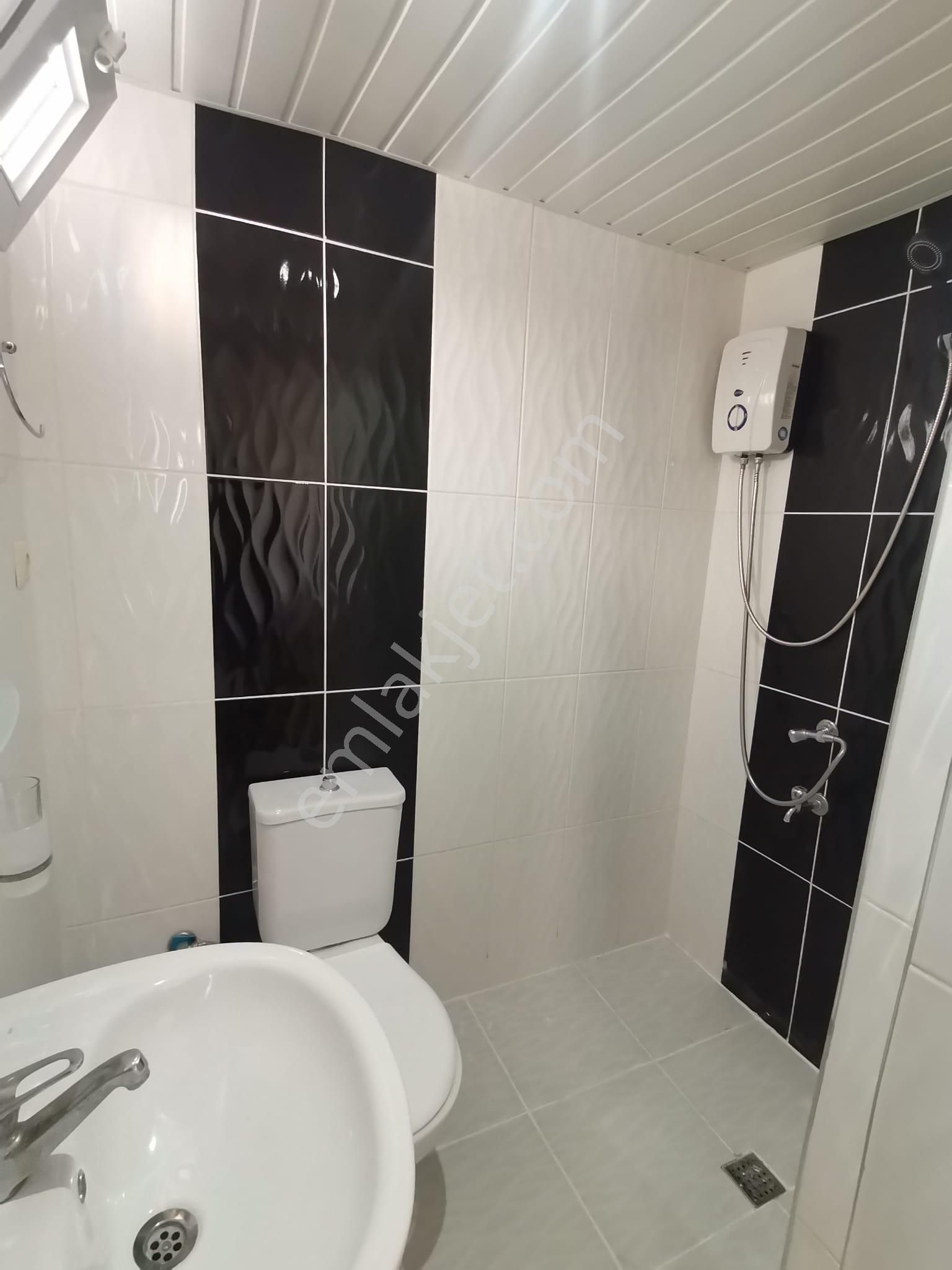 Adana Çukuruvada Özal Bulvarına Ve İller Bankasına Yakın Konumda Eşyalı Kiralık 1+0 Eşyalı Daire - Görsel 2