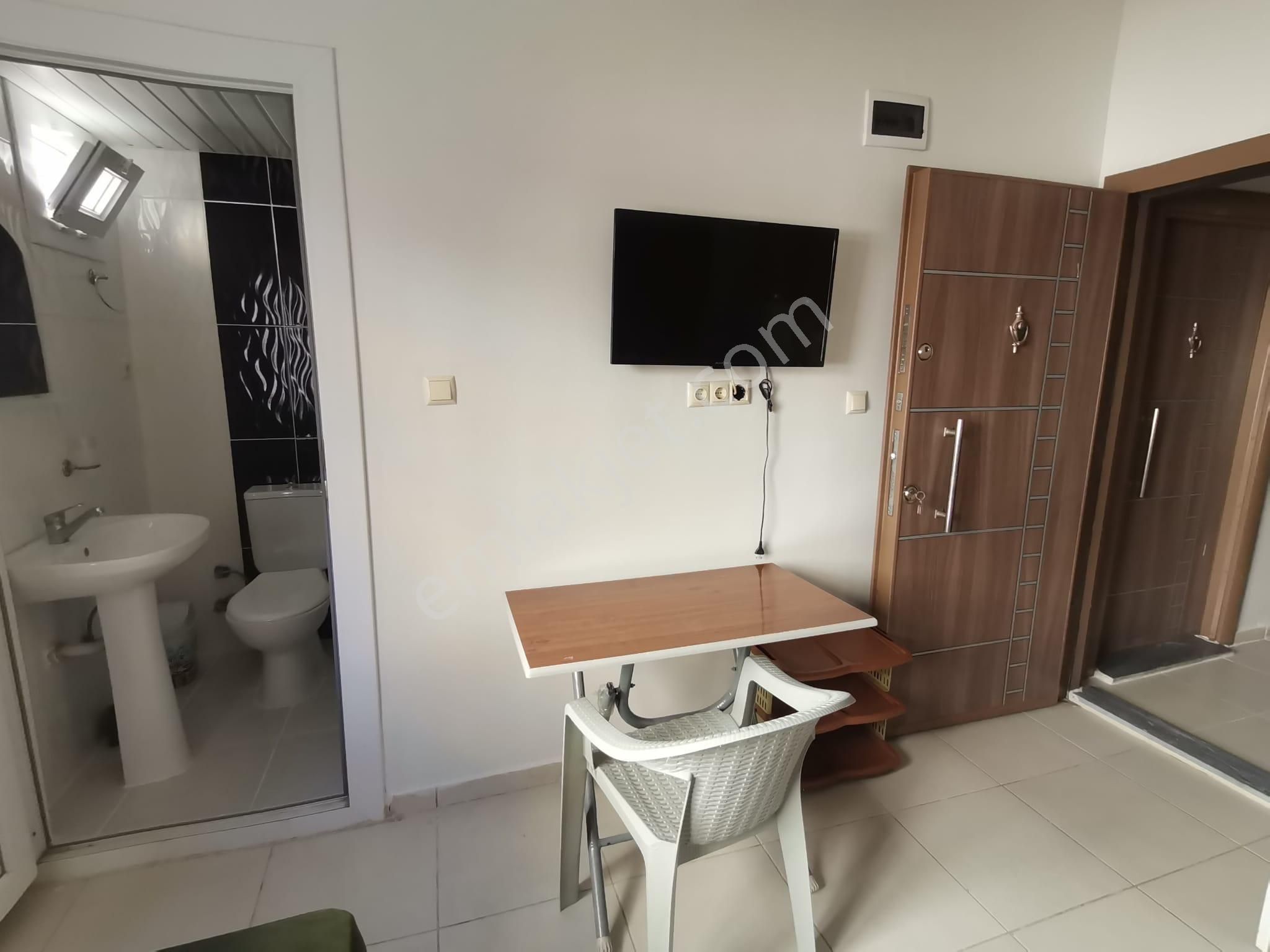 Adana Çukuruvada Özal Bulvarına Ve İller Bankasına Yakın Konumda Eşyalı Kiralık 1+0 Eşyalı Daire