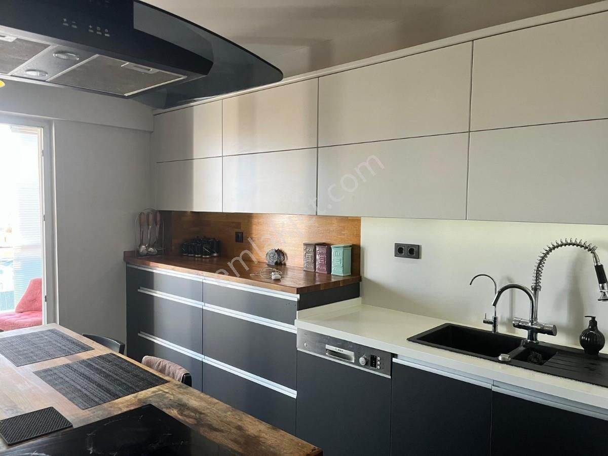 Aydın Efeler Girne Mahallesinde Satılık Geniş 3+1 Daire - Görsel 8