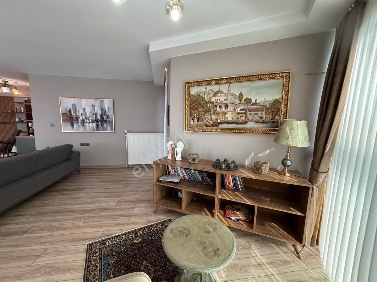 Aydın Efeler Girne Mahallesinde Satılık Geniş 3+1 Daire - Görsel 20