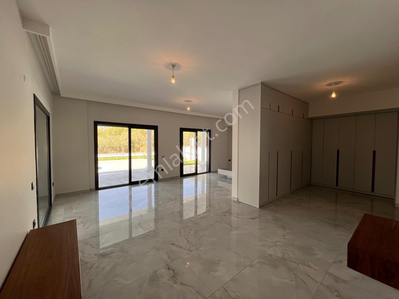 Fethiye Üzümlüde 1.097 M² Arsa İçinde 250 M² Tek Katlı Müstakil - Görsel 30