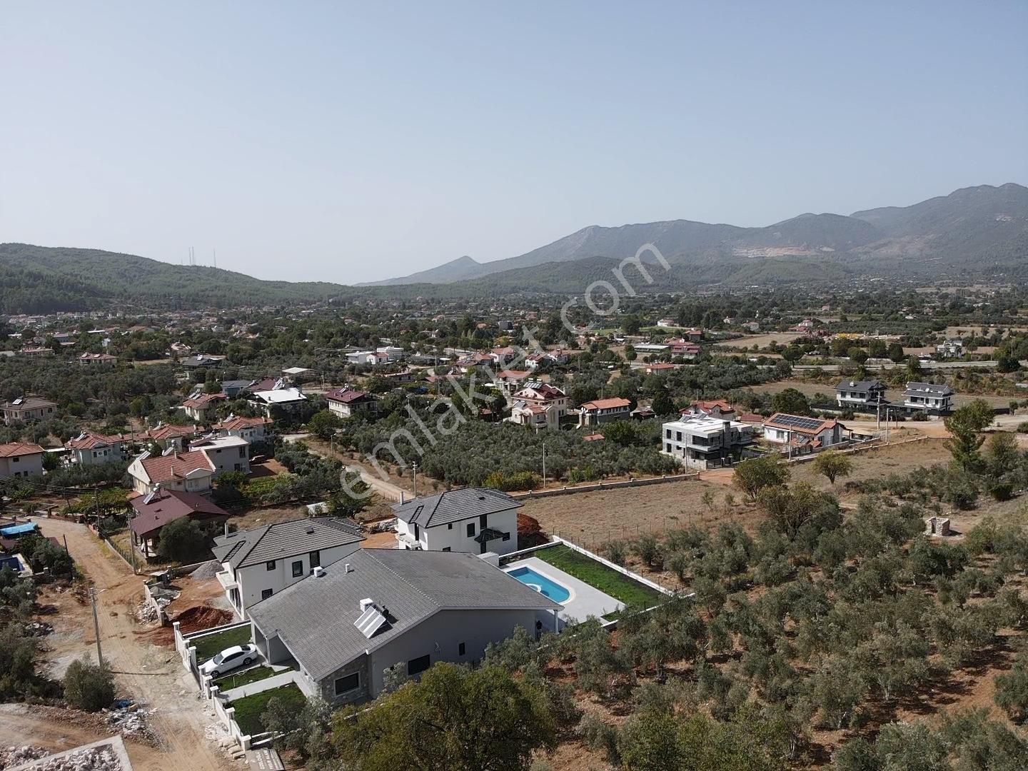Fethiye Üzümlüde 1.097 M² Arsa İçinde 250 M² Tek Katlı Müstakil - Görsel 14