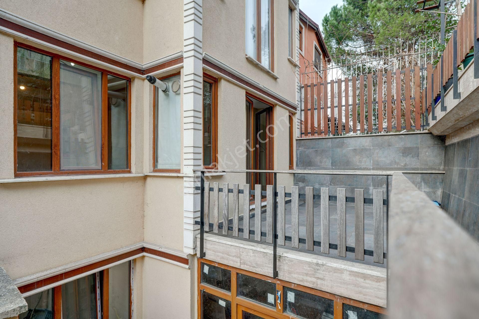 Remax Anı 'dan Beylerbeyi 'nde İçi Yenilenmiş 2+1 Kiralık Daire - Görsel 30