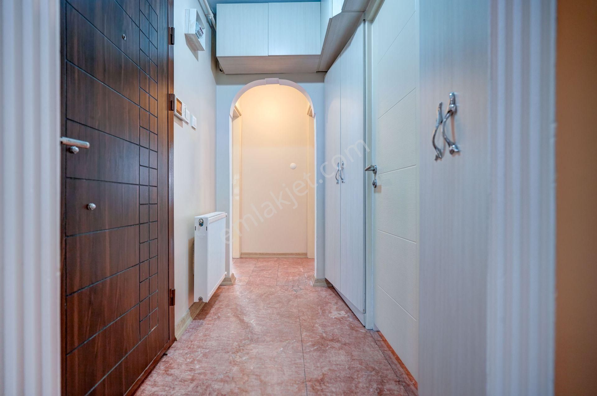 Remax Anı 'dan Beylerbeyi 'nde İçi Yenilenmiş 2+1 Kiralık Daire - Görsel 7