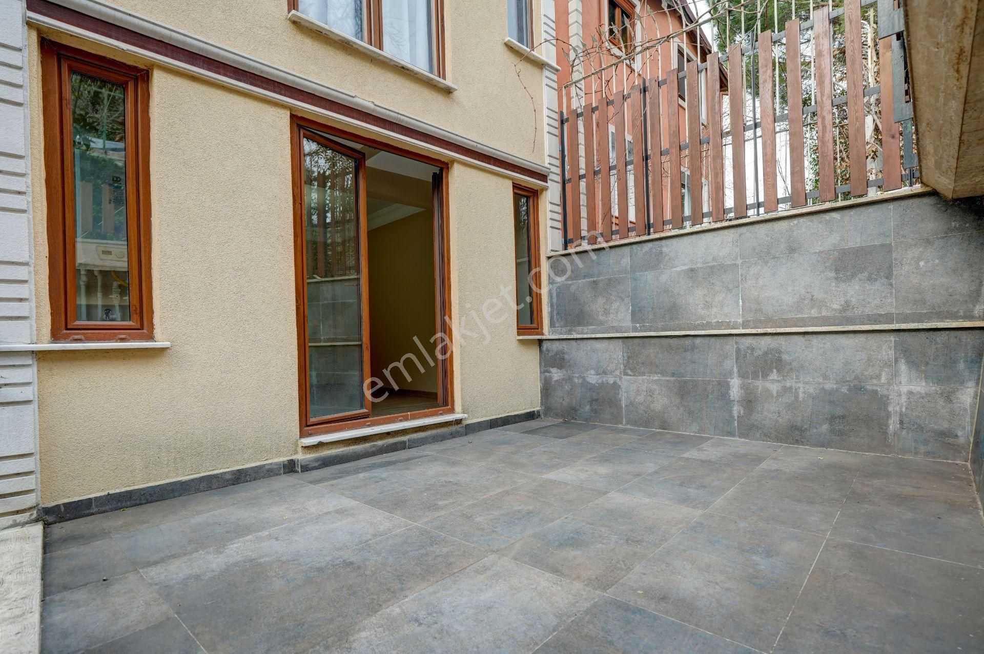Remax Anı 'dan Beylerbeyi 'nde İçi Yenilenmiş 2+1 Kiralık Daire - Görsel 29