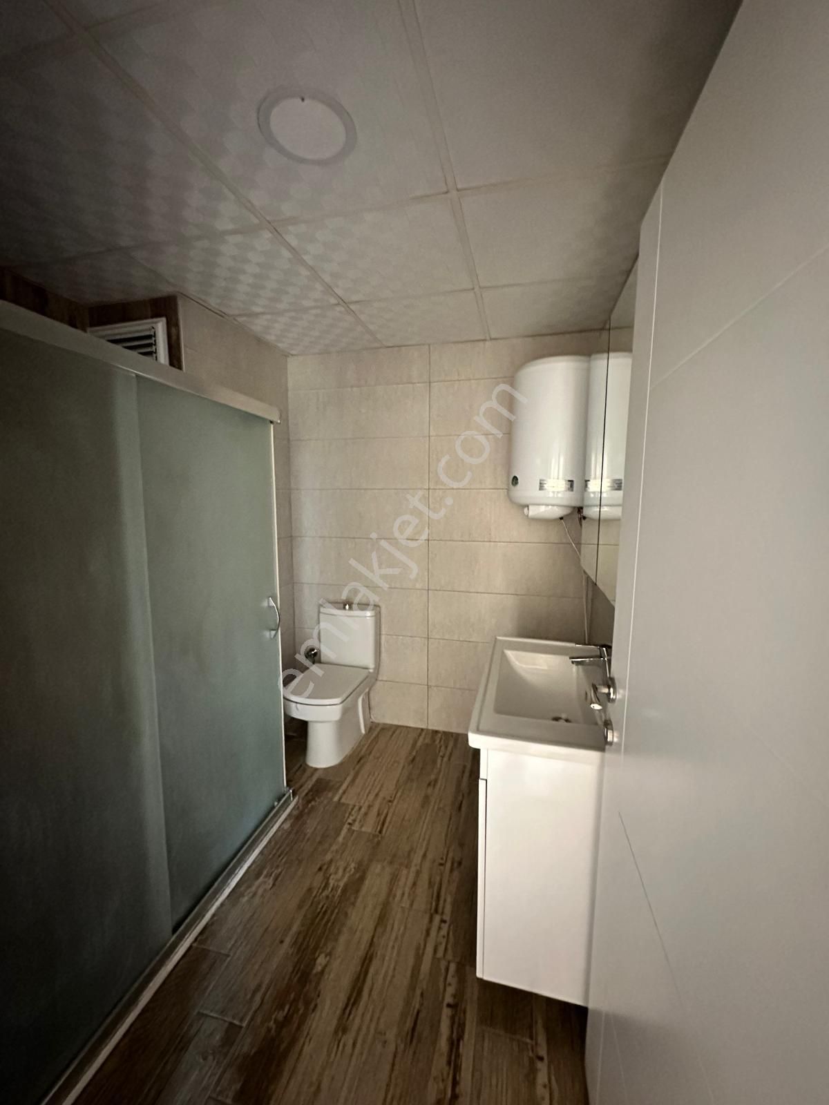 Foça Hacıveli Mah. Rüzgar Evleri Sitesinde Kiralık 2+1 Daire - Görsel 2