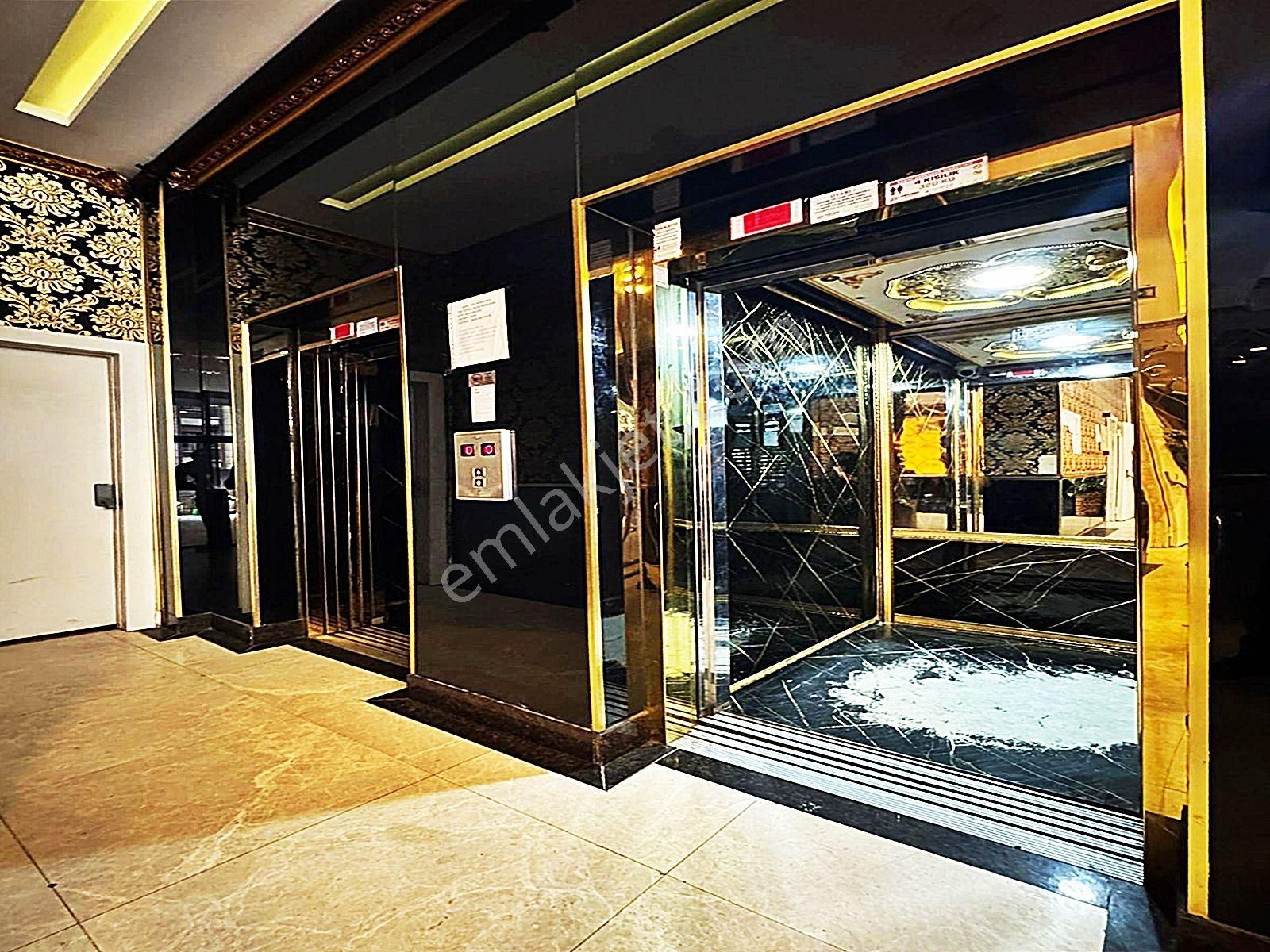 Metrobüse Yakın Konumda Kat Mülkiyetli Site İçi Ara Kat Daire - Görsel 4