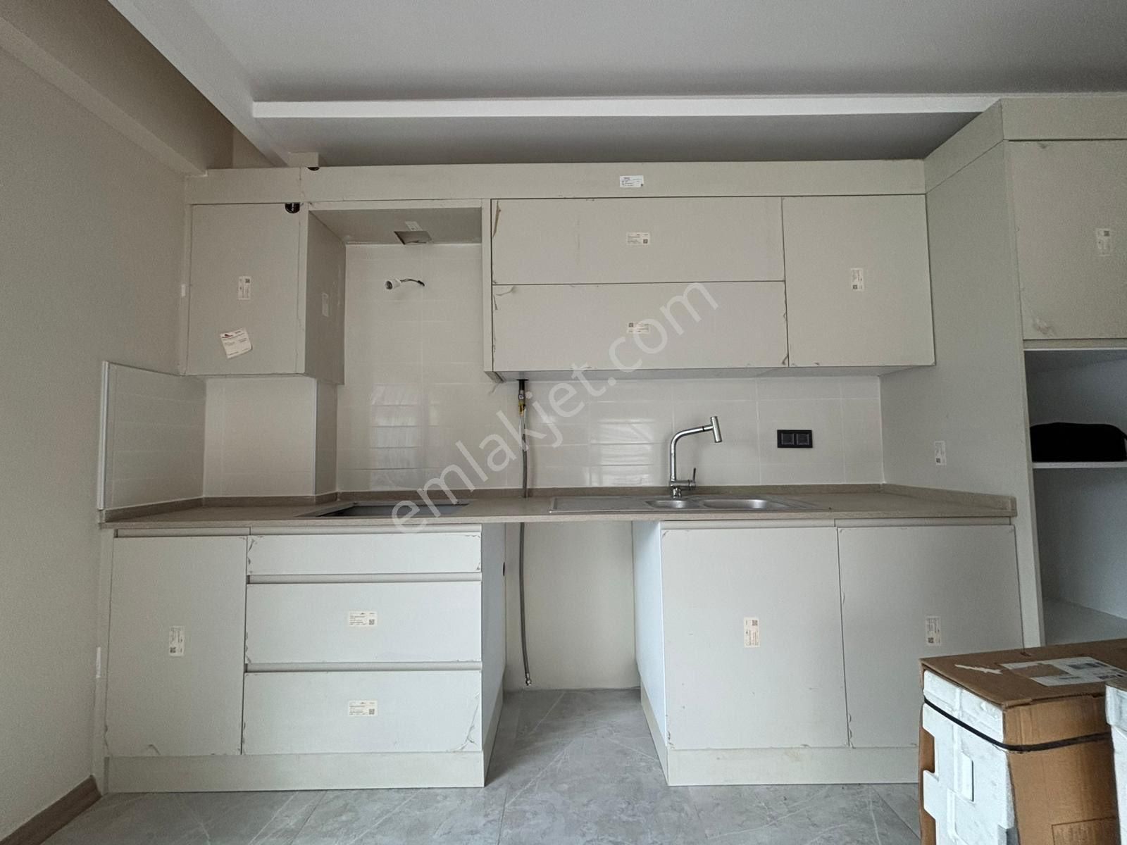 Alsancak Dünya Göz Yakını 3+1 Otoparklı Yeni Binada Kiralık Daire - Görsel 5