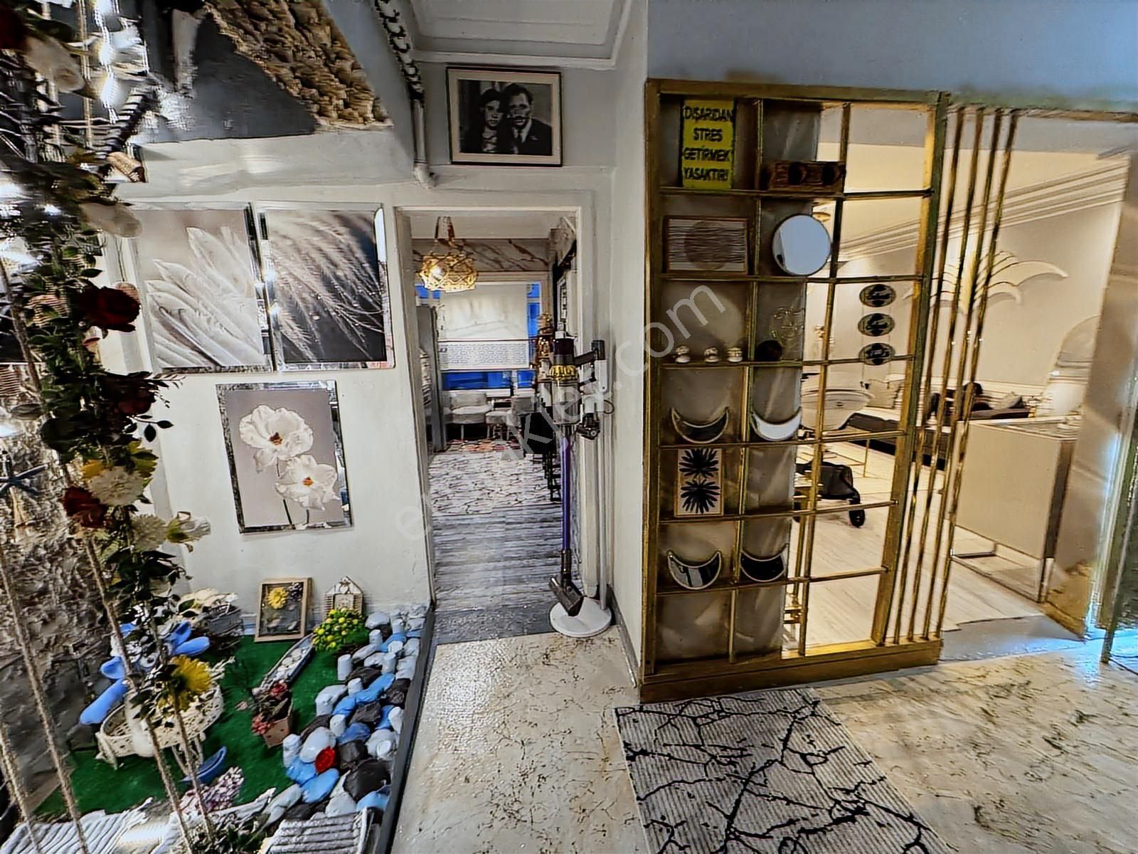 Pursaklarda Merkzi Konumda Göbekte 4+1 Full Yapılı İskanlı - Görsel 3