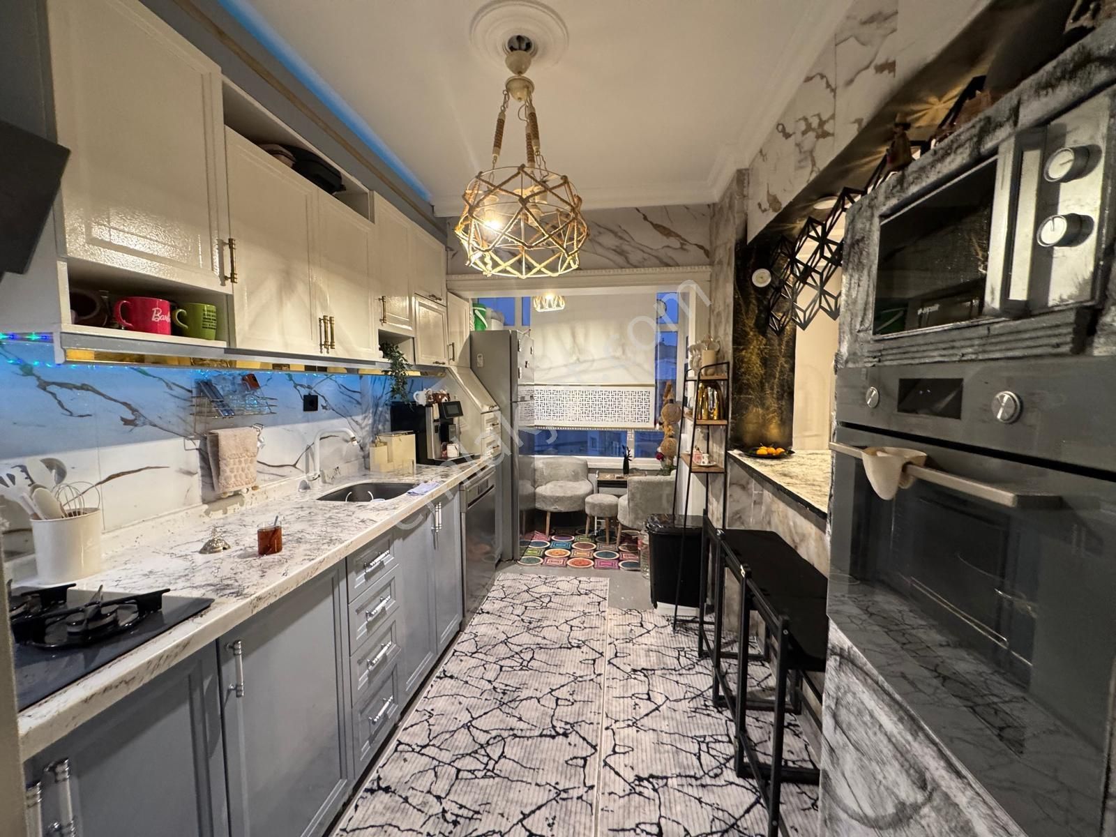 Pursaklarda Merkzi Konumda Göbekte 4+1 Full Yapılı İskanlı - Görsel 26