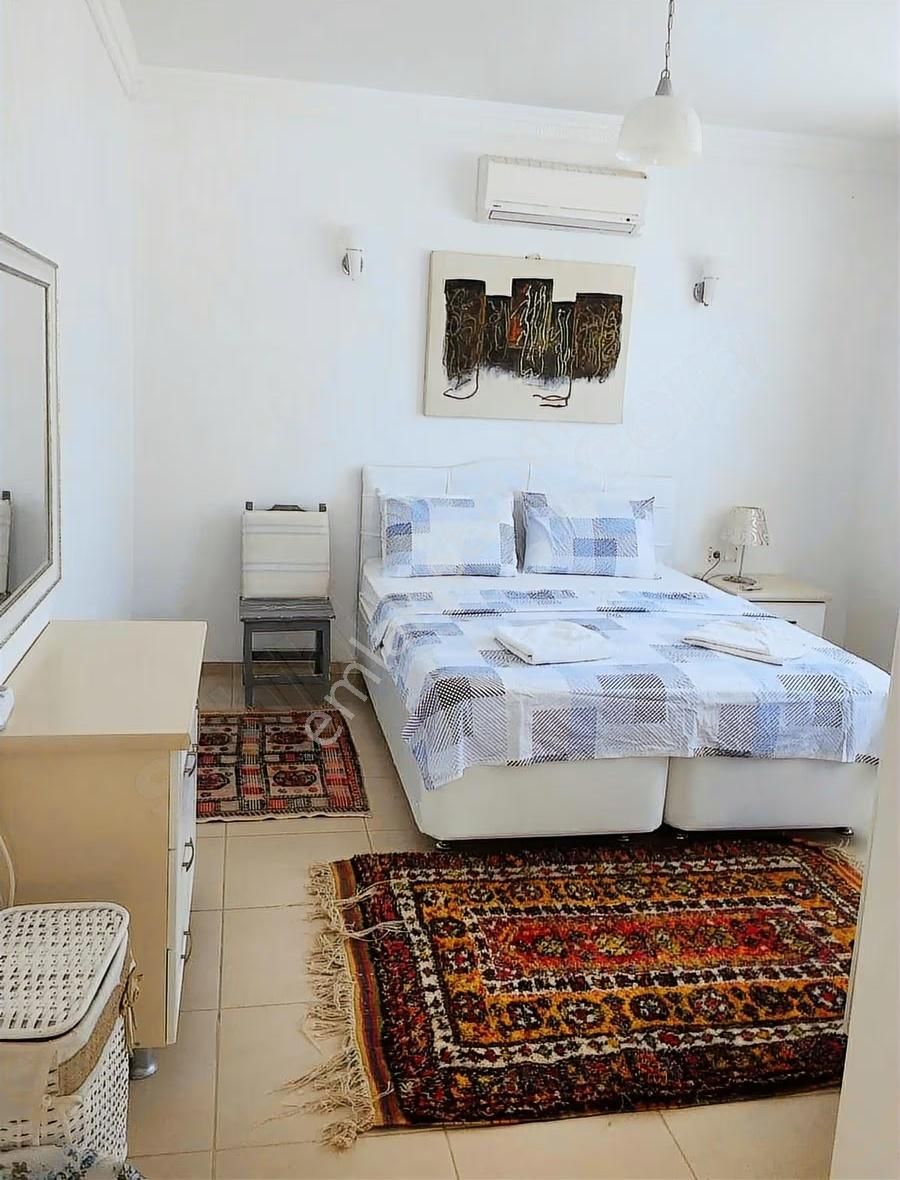 Selimiyede Kiralık Villa - Görsel 12