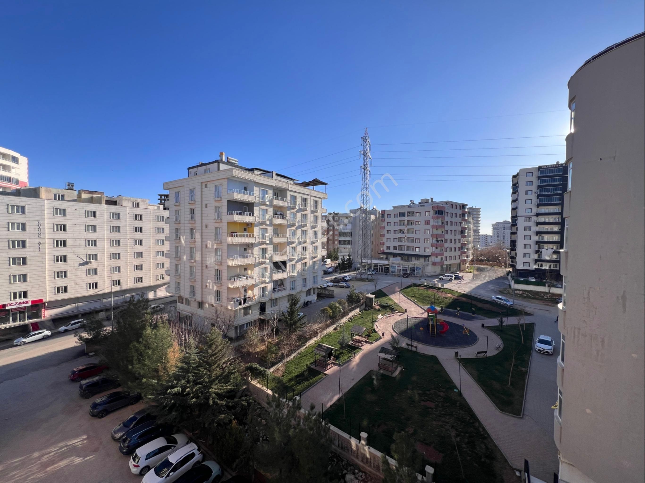 Murat Emlaktan Marsin Eğt.vearş.has.yanı Ara Kat 3+1 Dairemiz Satılıktır - Görsel 13