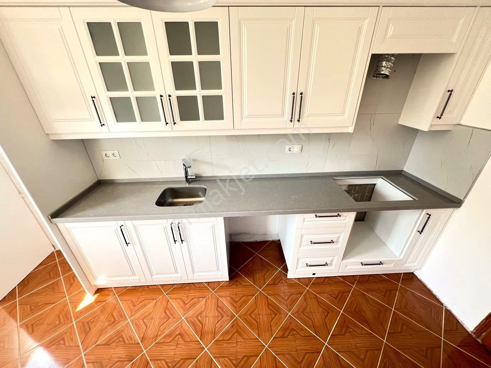 Goldhouse Dan Kiralık Babataşın Da Eşyasız Geniş 3+1 Daire - Görsel 11