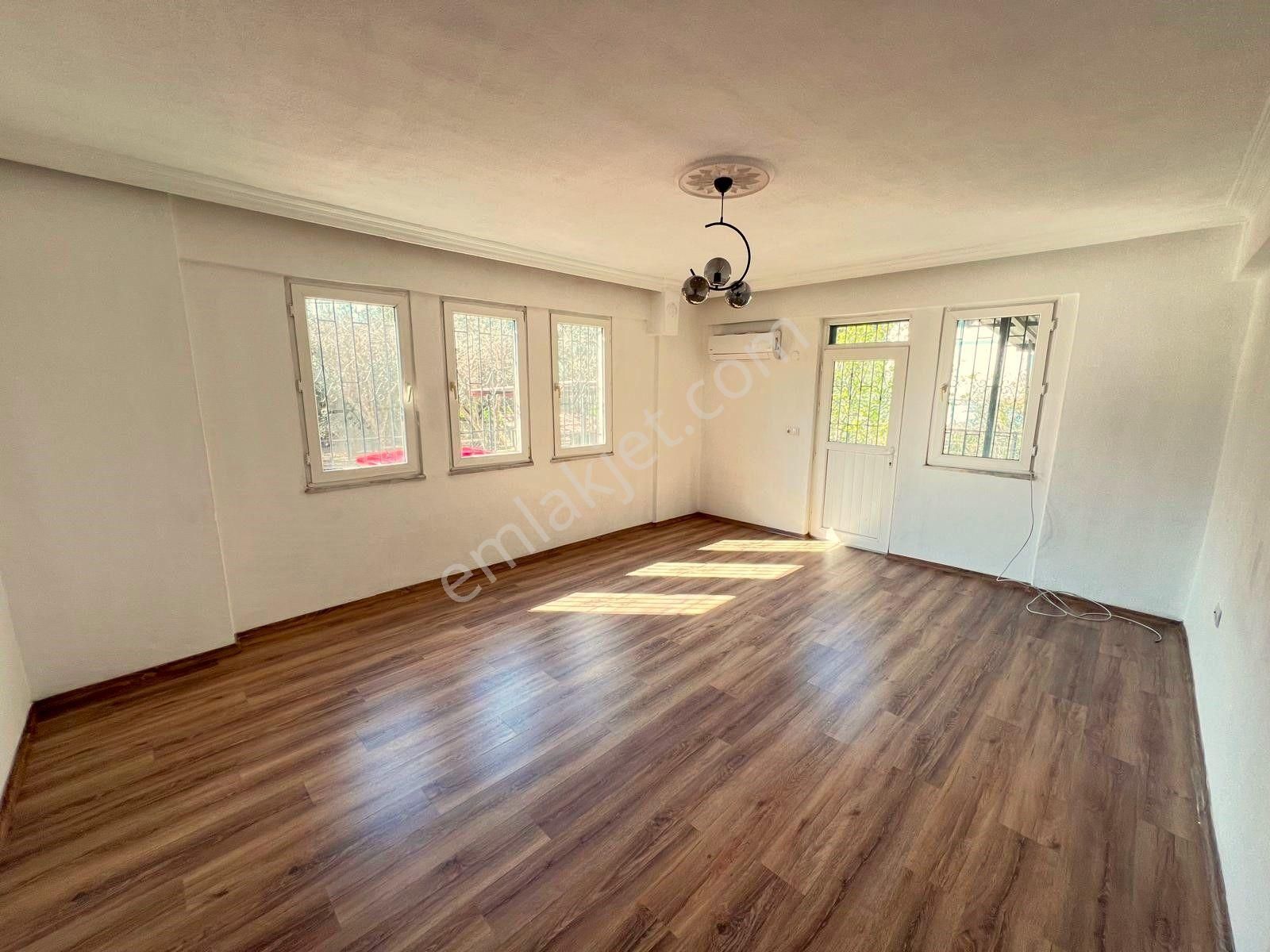 Goldhouse Dan Kiralık Babataşın Da Eşyasız Geniş 3+1 Daire - Görsel 3