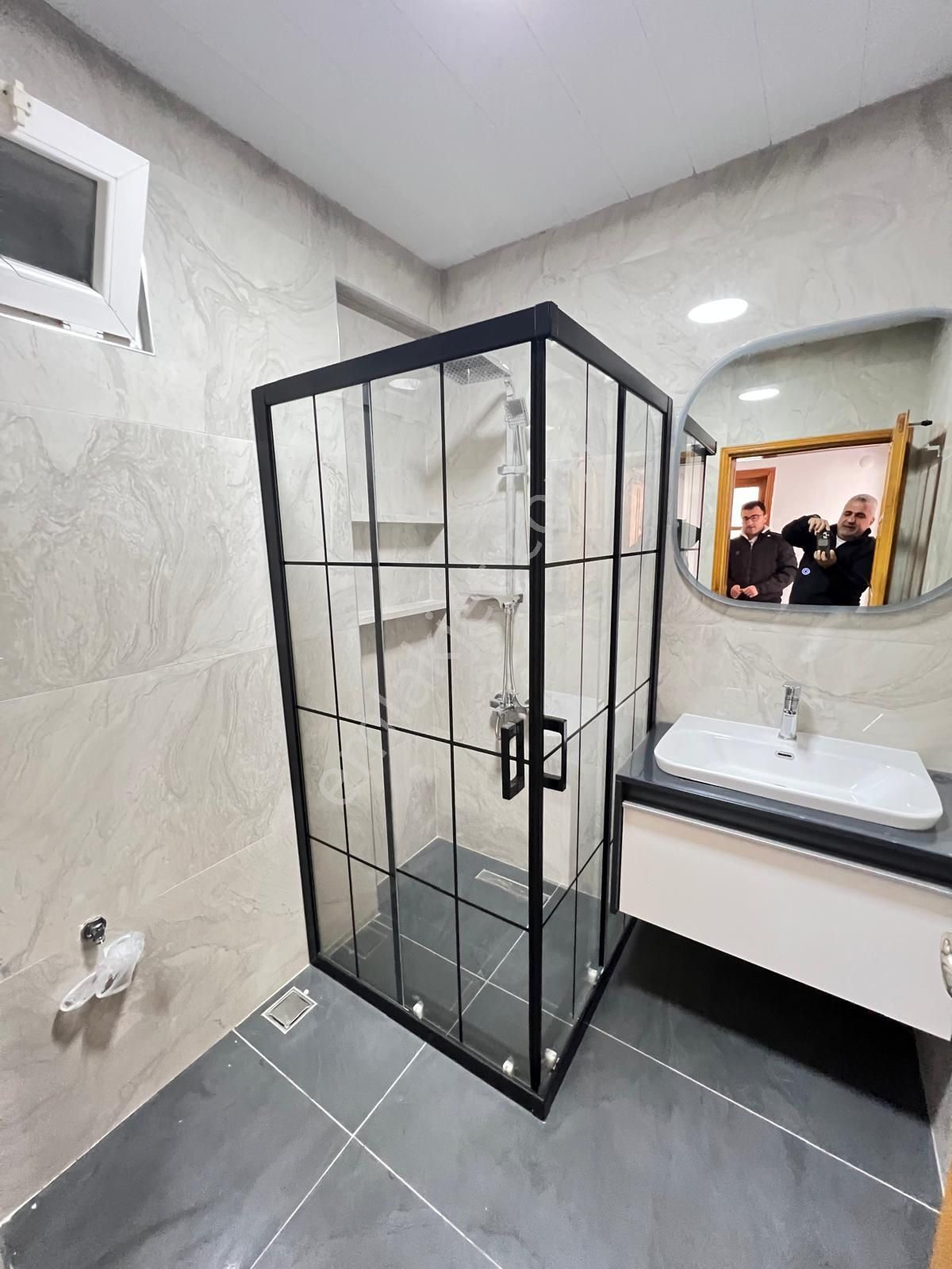 Goldhouse Dan Kiralık Babataşın Da Eşyasız Geniş 3+1 Daire - Görsel 16