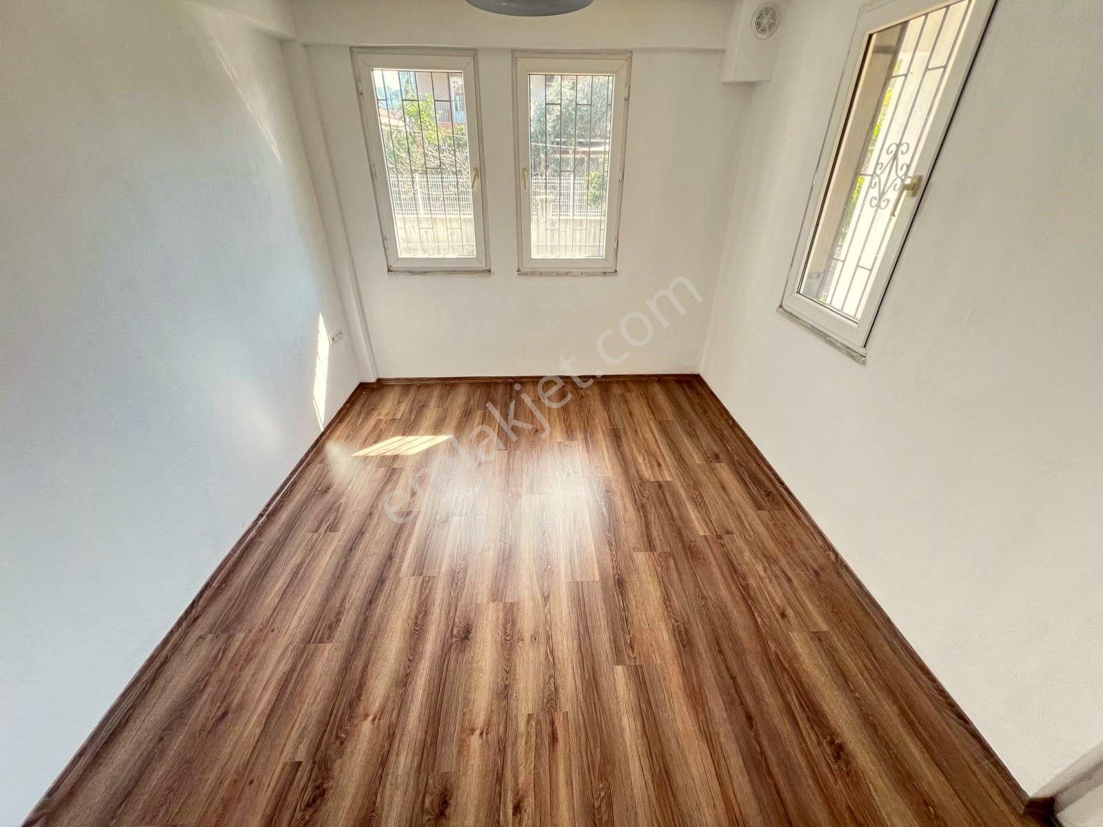 Goldhouse Dan Kiralık Babataşın Da Eşyasız Geniş 3+1 Daire - Görsel 12