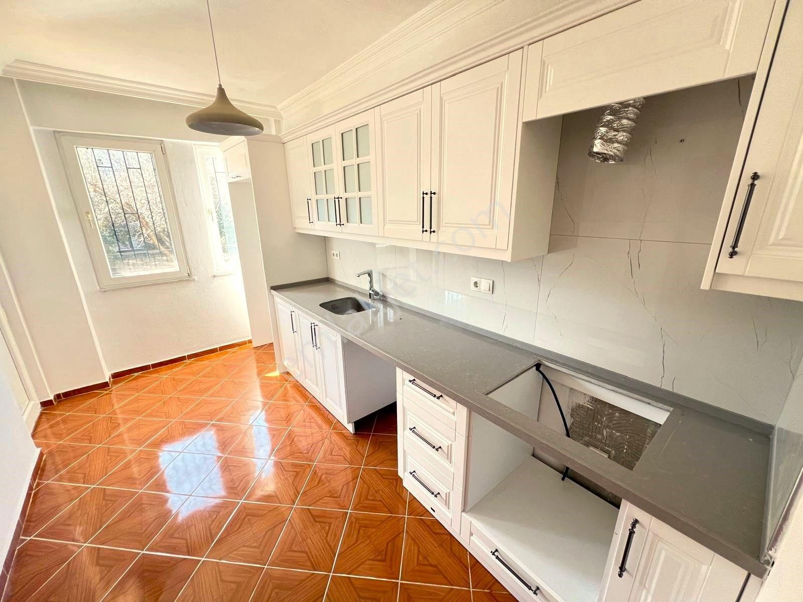 Goldhouse Dan Kiralık Babataşın Da Eşyasız Geniş 3+1 Daire - Görsel 10