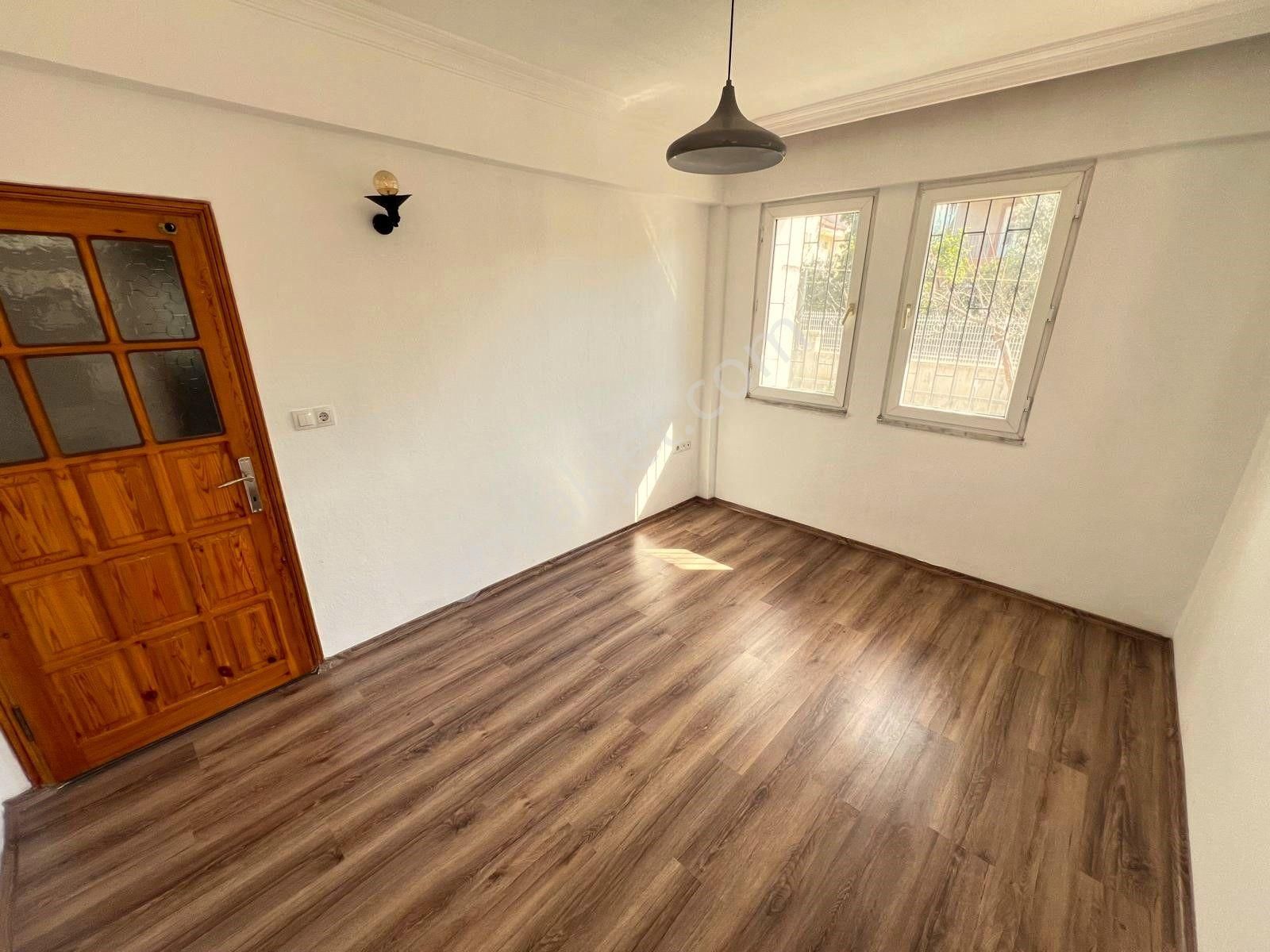 Goldhouse Dan Kiralık Babataşın Da Eşyasız Geniş 3+1 Daire - Görsel 14