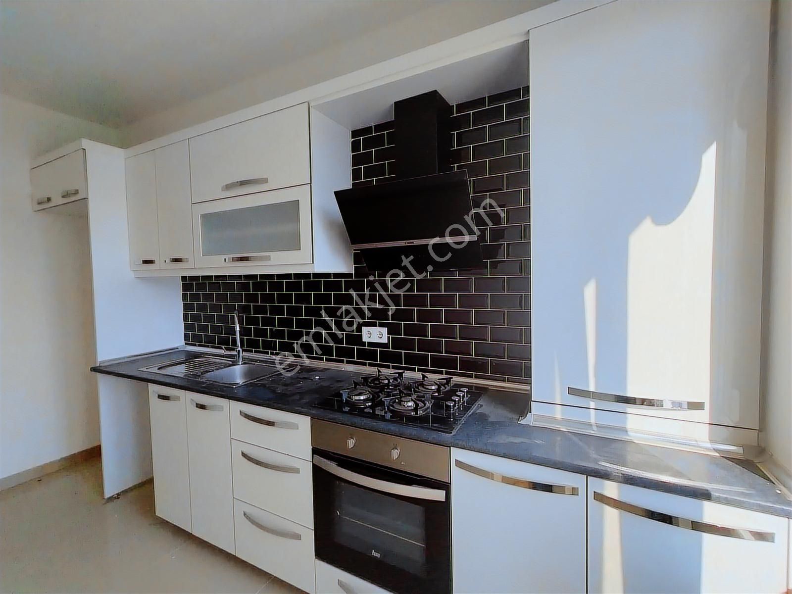 Beylikdüzü Osmanlı Caddesi Sağlam Park Evleri 2+1 Kiralık Daire - Görsel 23