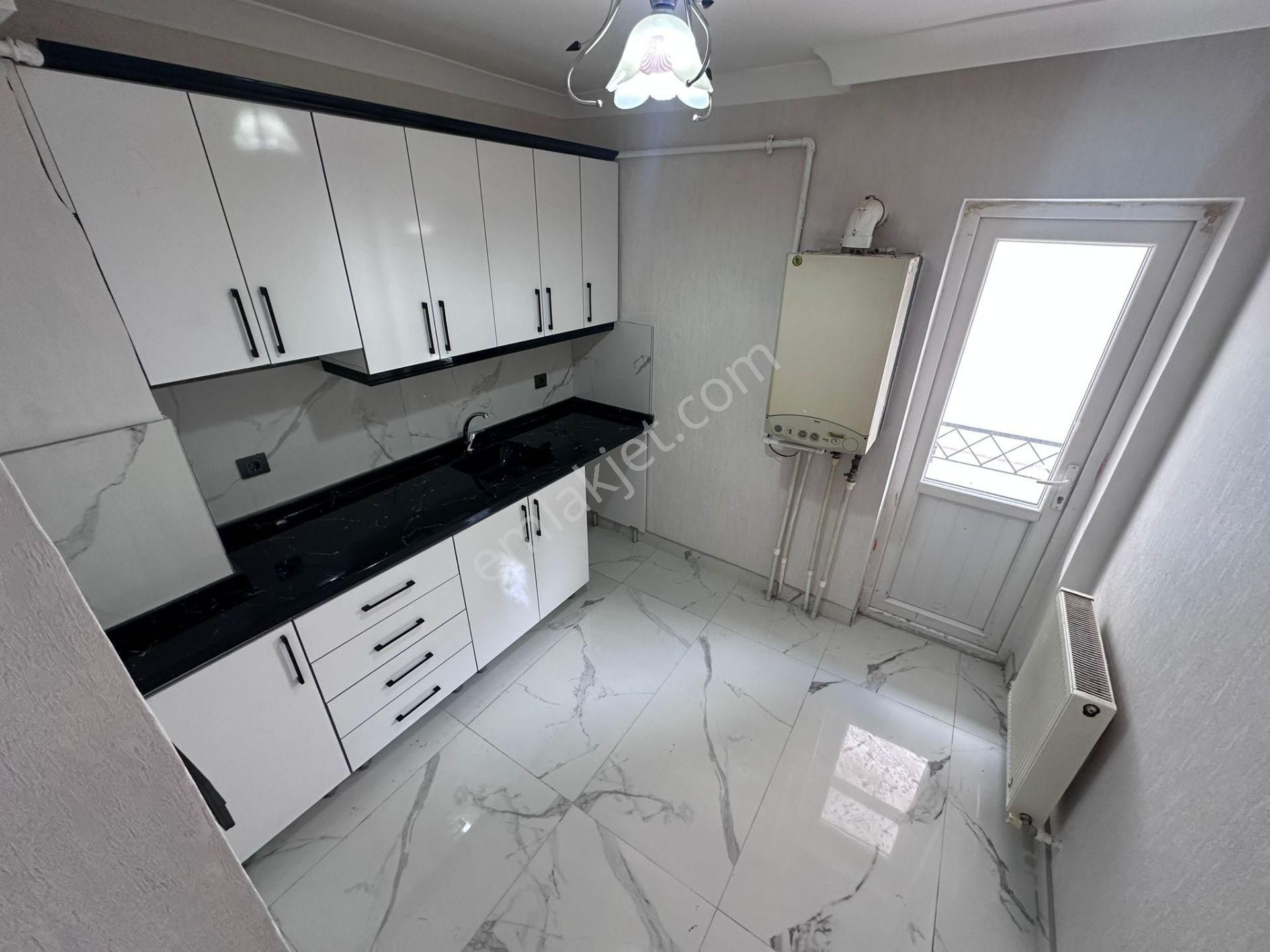 (1210) Keçiören Köşkte 2.üst Katta 3+1 Satılık Daire