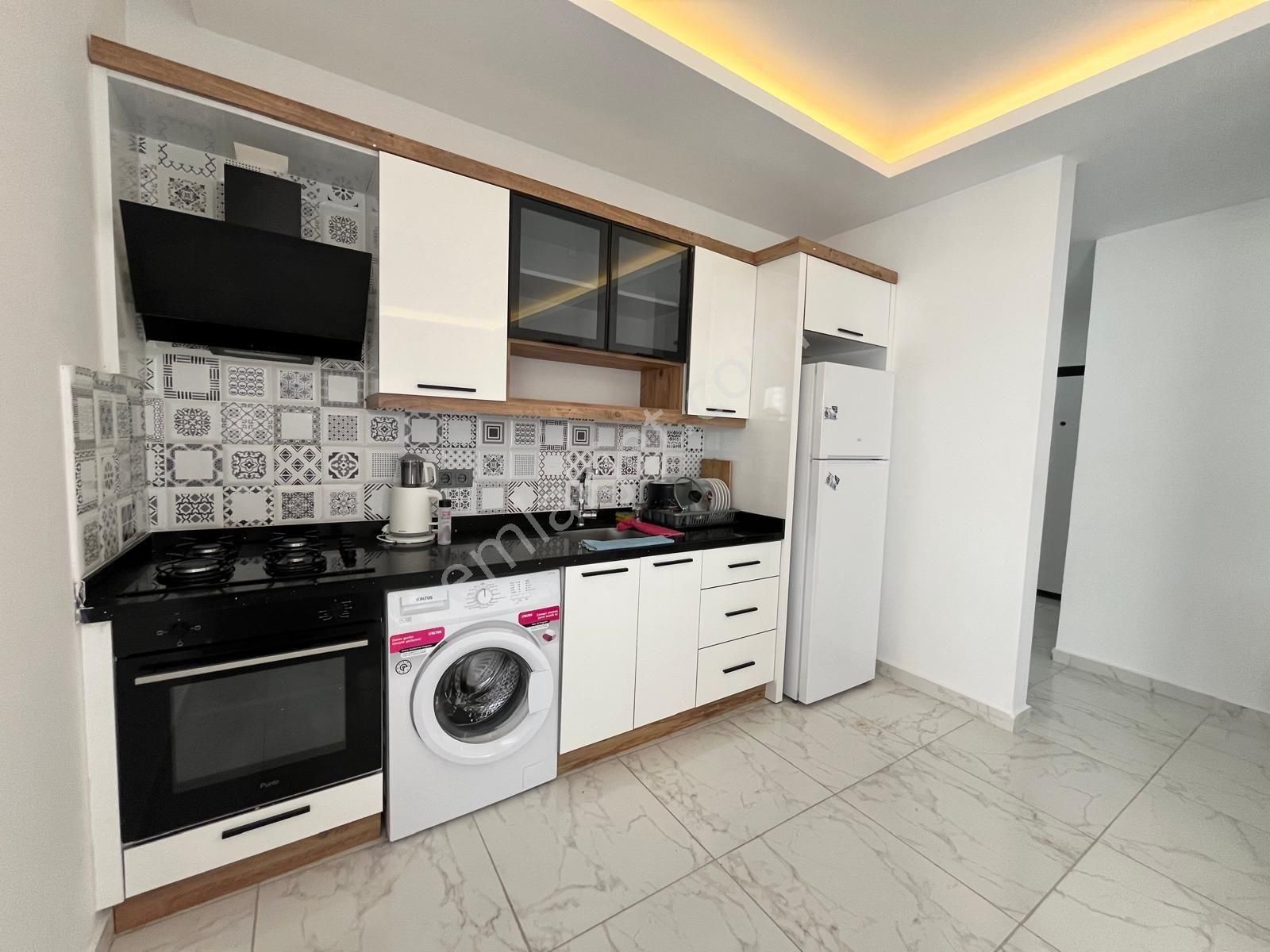 Merkezi Konumda Lux 1+1 Eşyalı Kiralık Residans - Görsel 3