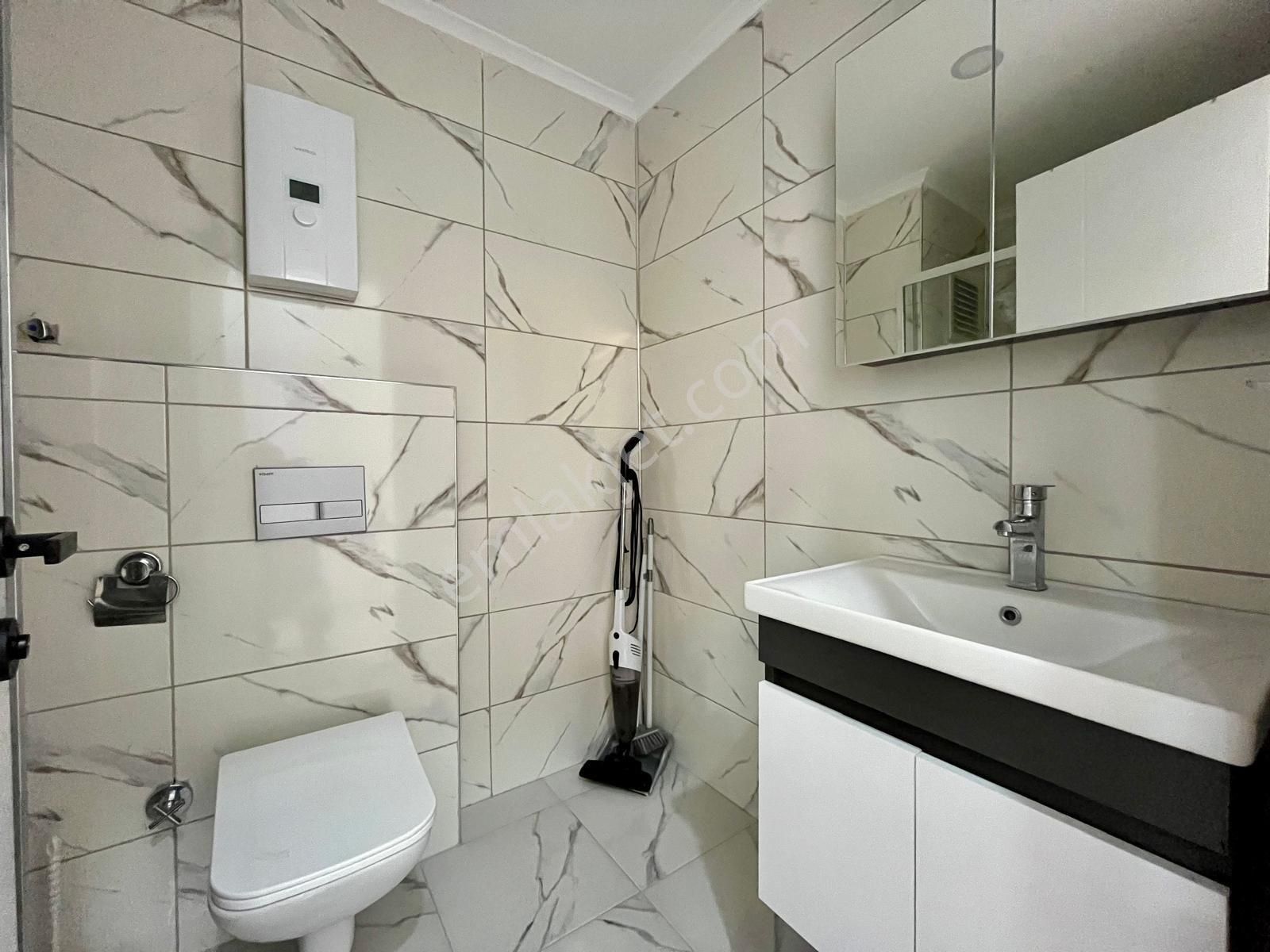 Merkezi Konumda Lux 1+1 Eşyalı Kiralık Residans - Görsel 9