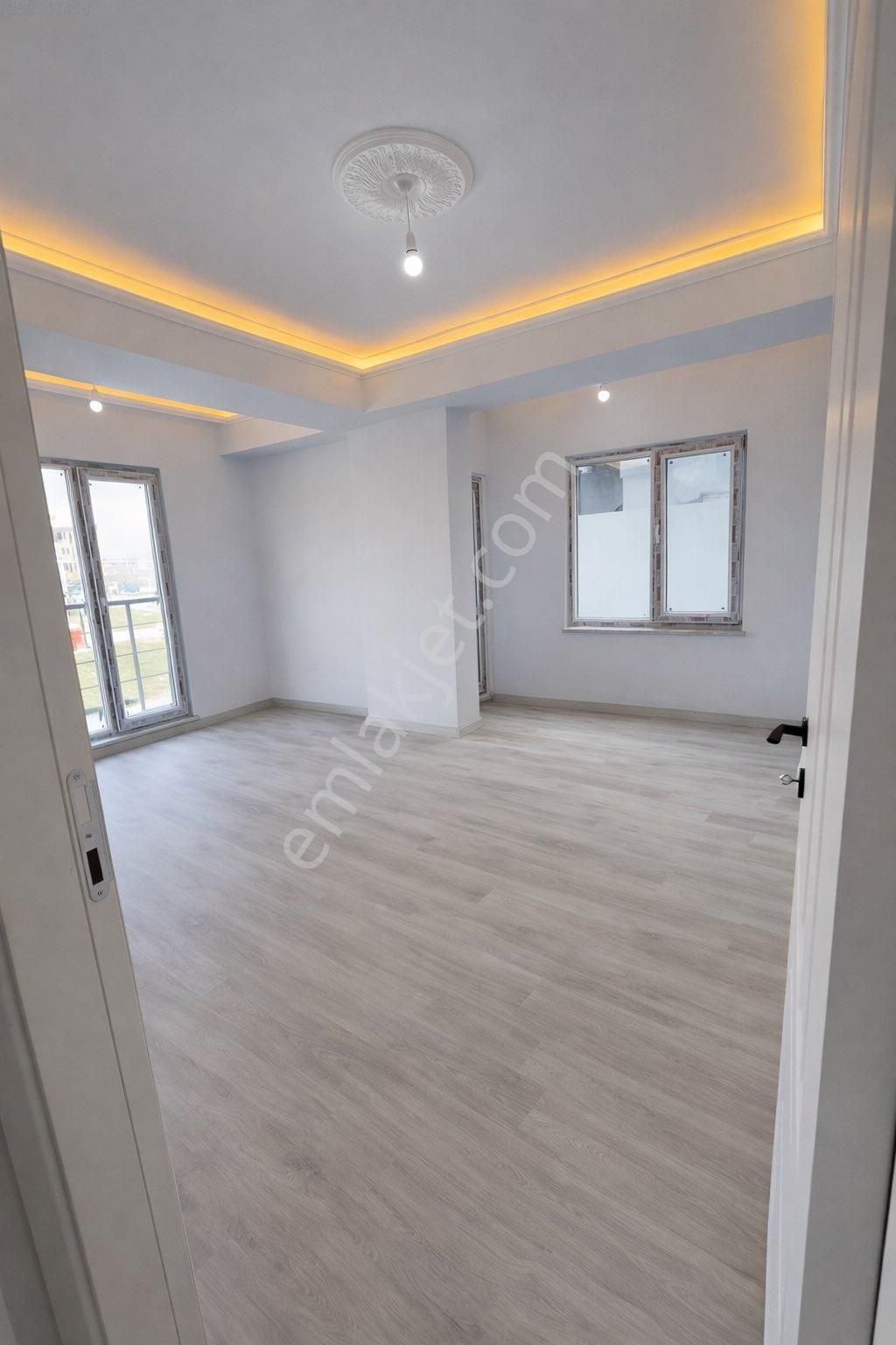 Kapaklı Merkez | Ana Cadde Cepheli | Yerden Isıtmalı | Sıfır 2+1 | 2.750.000 Tl - Görsel 3