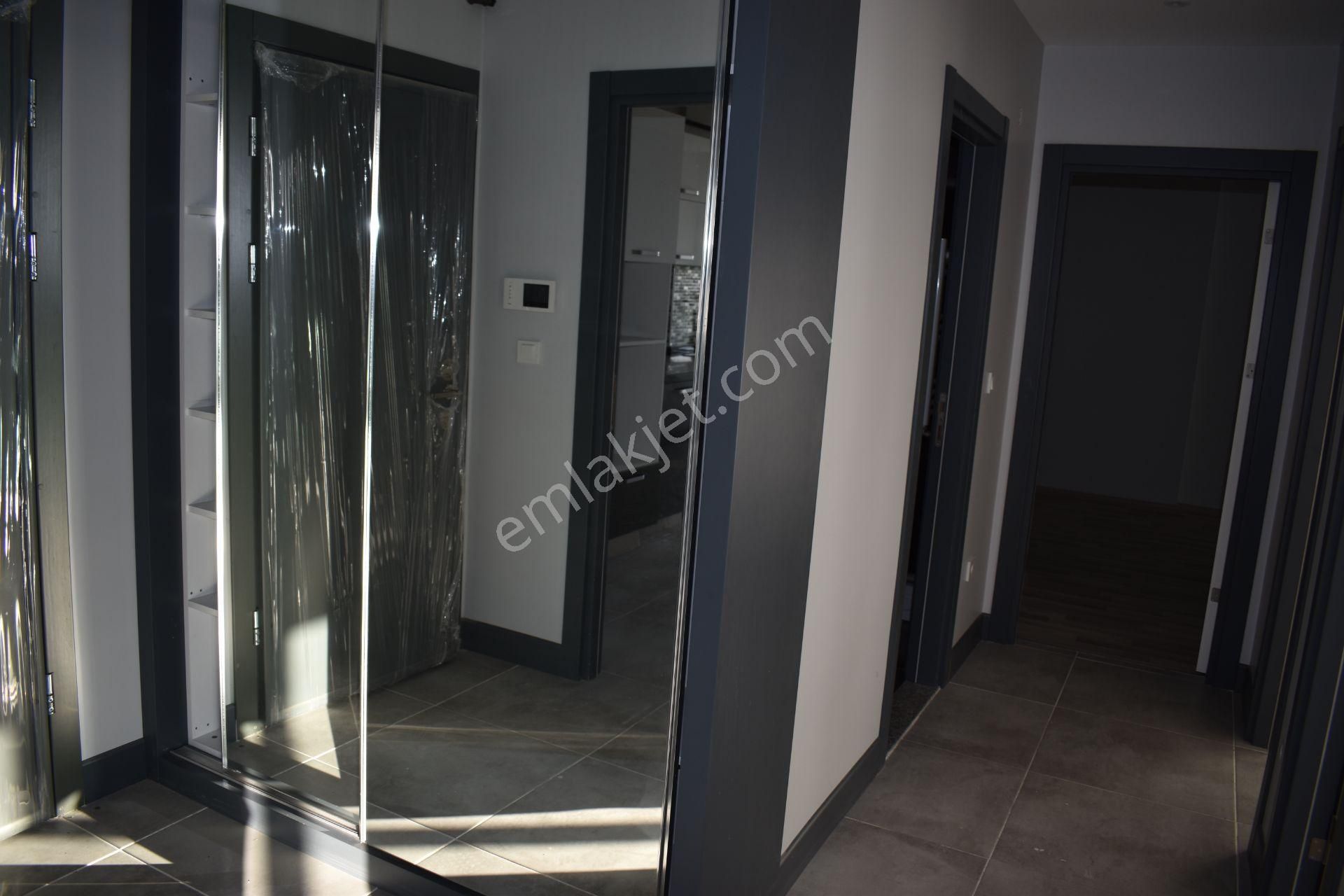 Büyükçekmece Atatürk Mah Yeni Binada Lüks Manzaralı Temiz 3+1 Kiralık Daire - Görsel 23