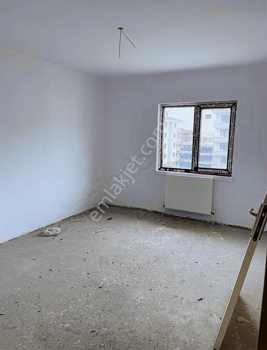 Tapulu Oturum Başlamış Sitede Geniş Daire - Görsel 4