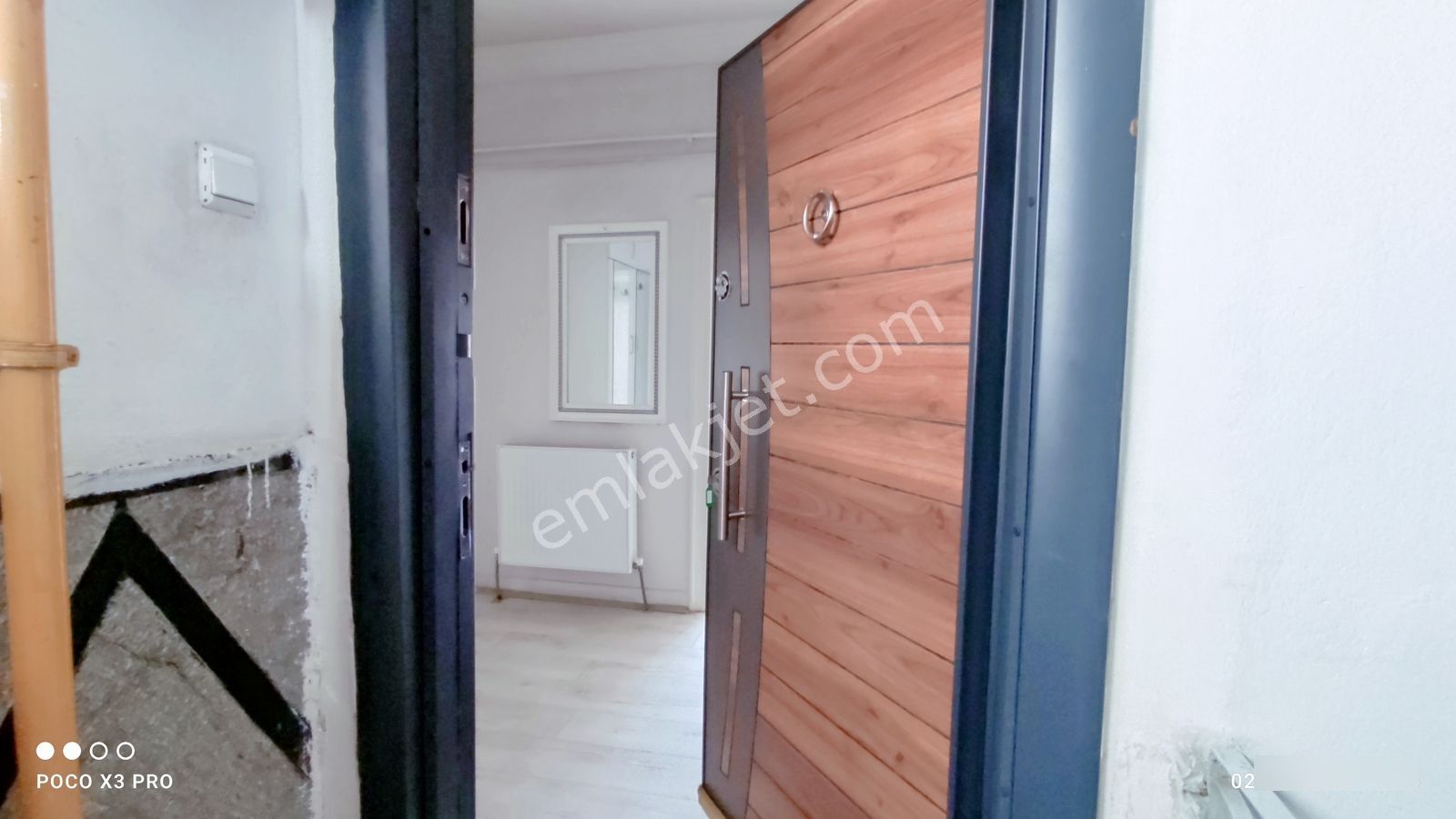 Küçük Mustafa Mah. Satılık 3+1 Yapılı Daire - Görsel 11