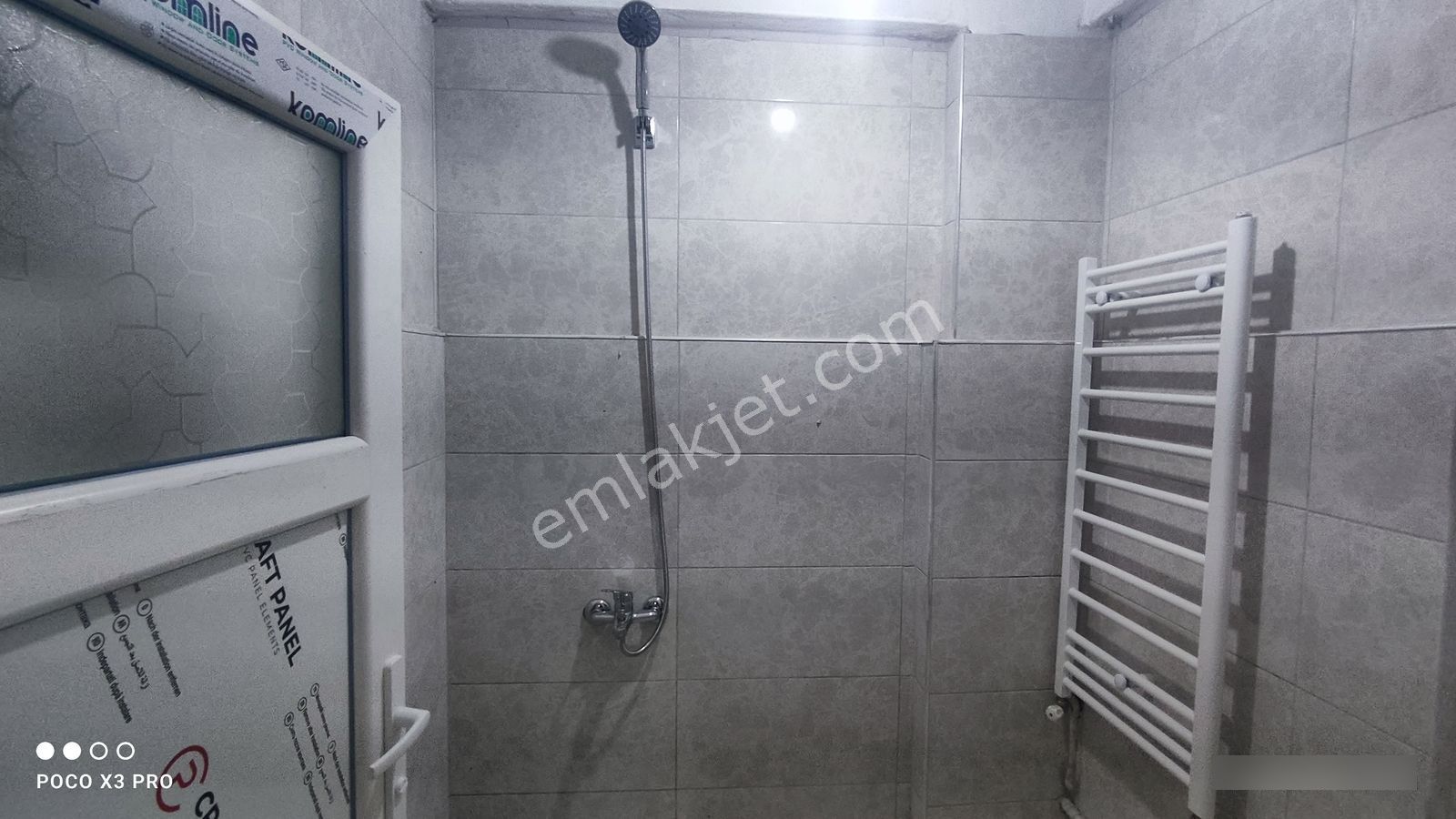 Fevziçakmak Mah. 3+1 İçi Sıfır Yapılı Yarı Bordum Daire - Görsel 13