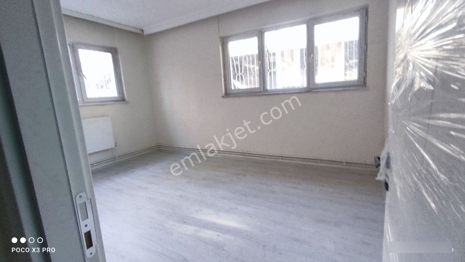 Fevziçakmak Mah. 3+1 İçi Sıfır Yapılı Yarı Bordum Daire - Görsel 15