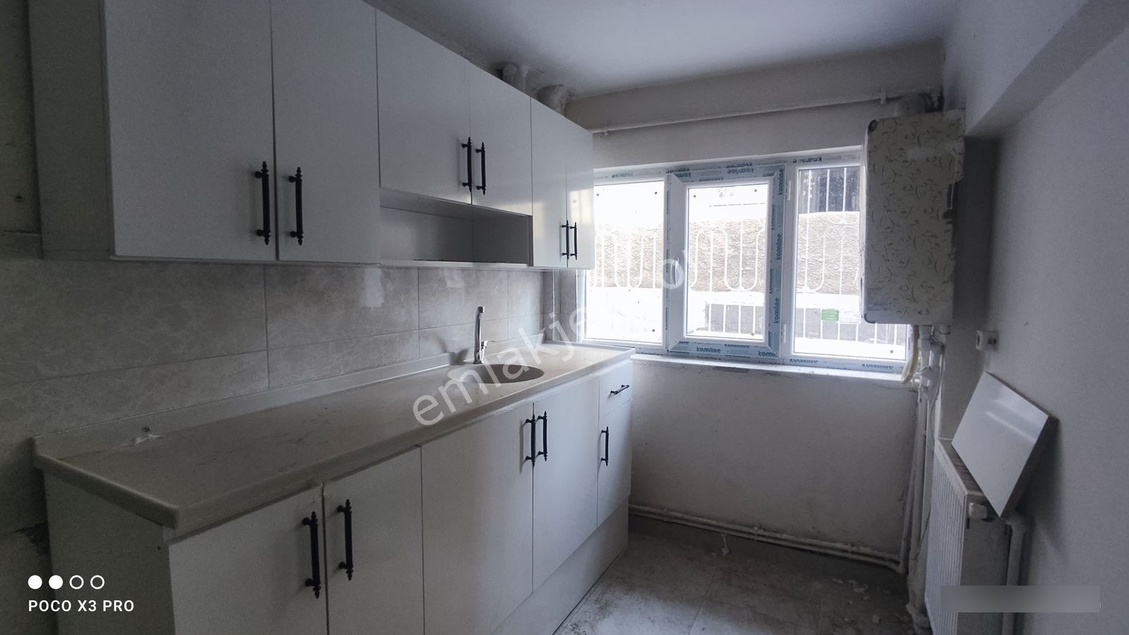 Fevziçakmak Mah. 3+1 İçi Sıfır Yapılı Yarı Bordum Daire - Görsel 17