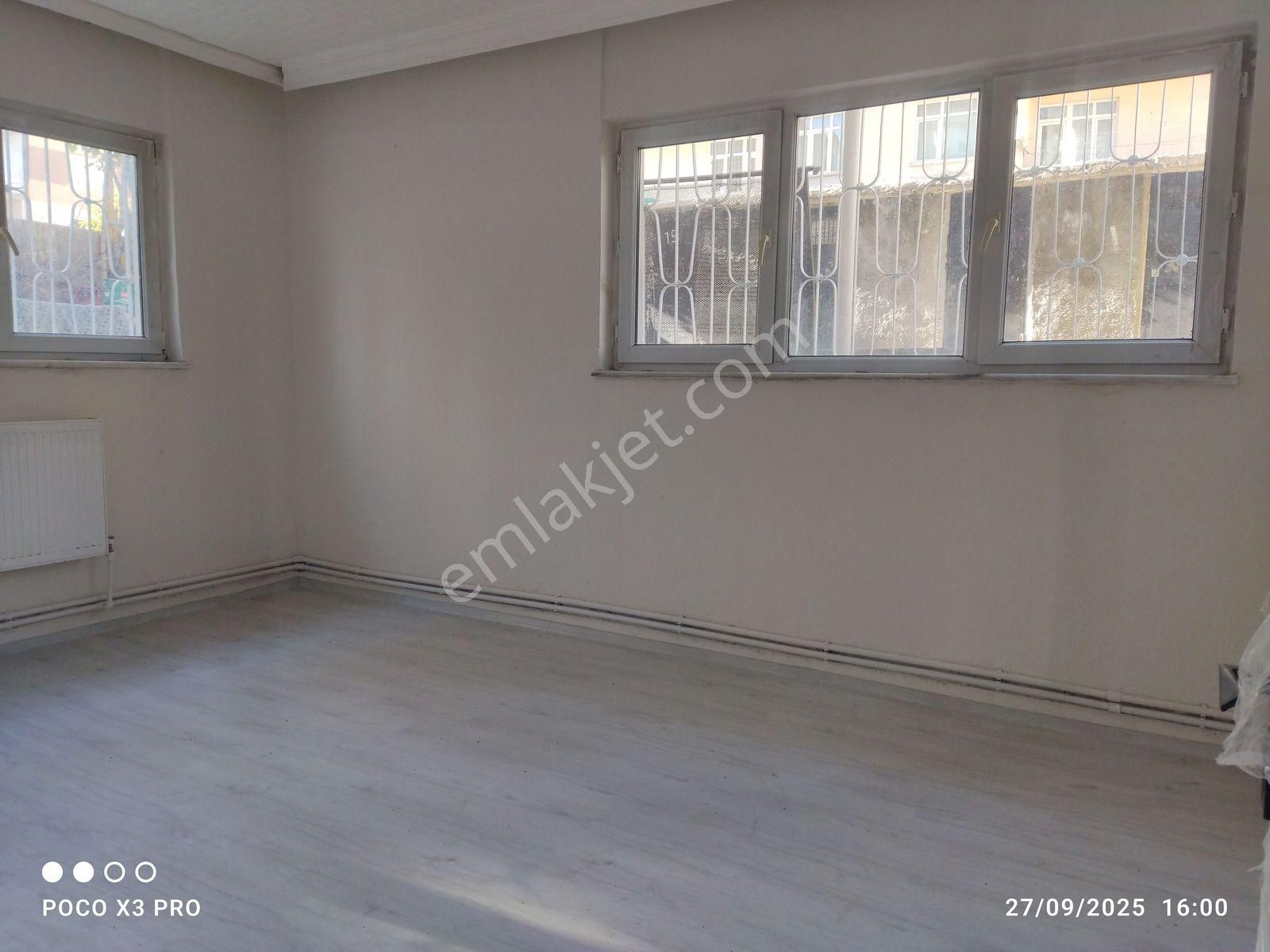 Fevziçakmak Mah. 3+1 İçi Sıfır Yapılı Yarı Bordum Daire - Görsel 14